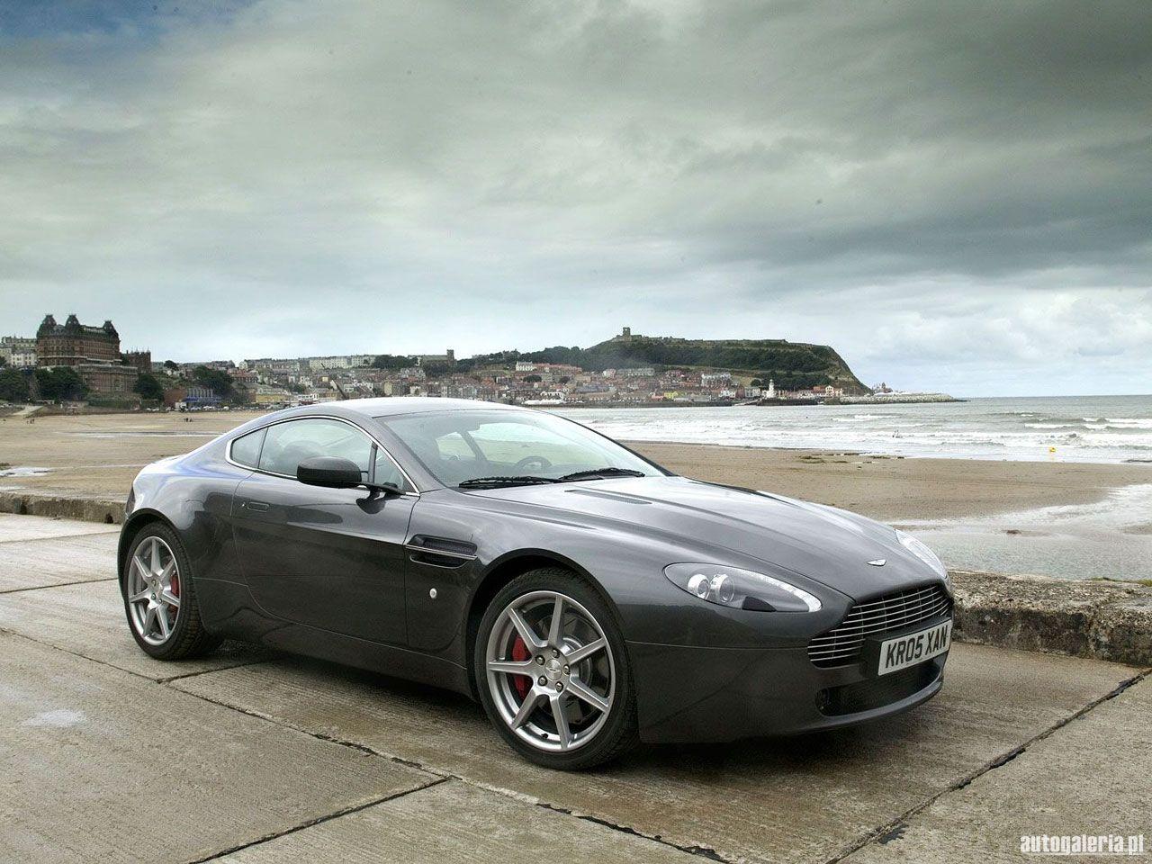 Aston Martin V8 Vantage Photos and Wallpapers