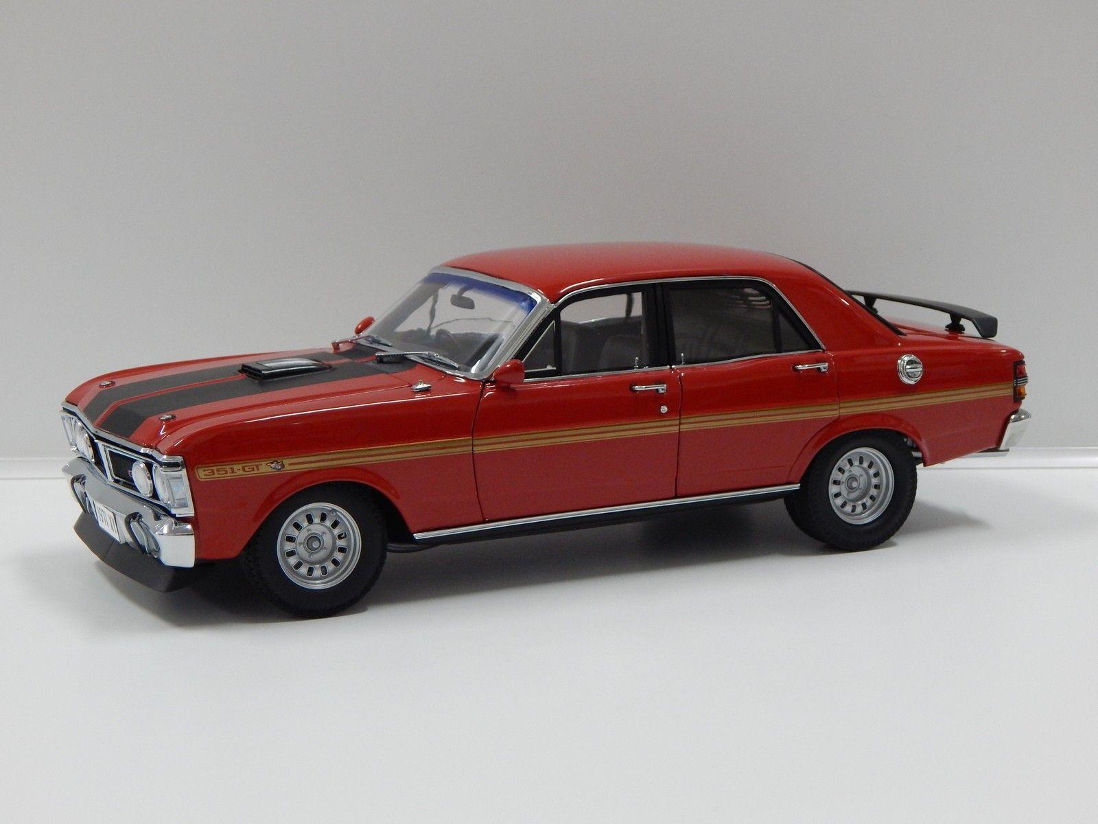 Classic Carlectables 1/18 Retro Ford XY Falcon Wide Boots