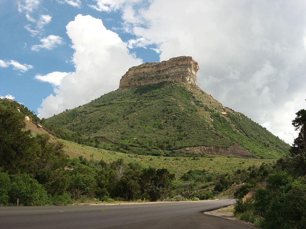 File:Butte Near Mesa Verde National Park Entrance