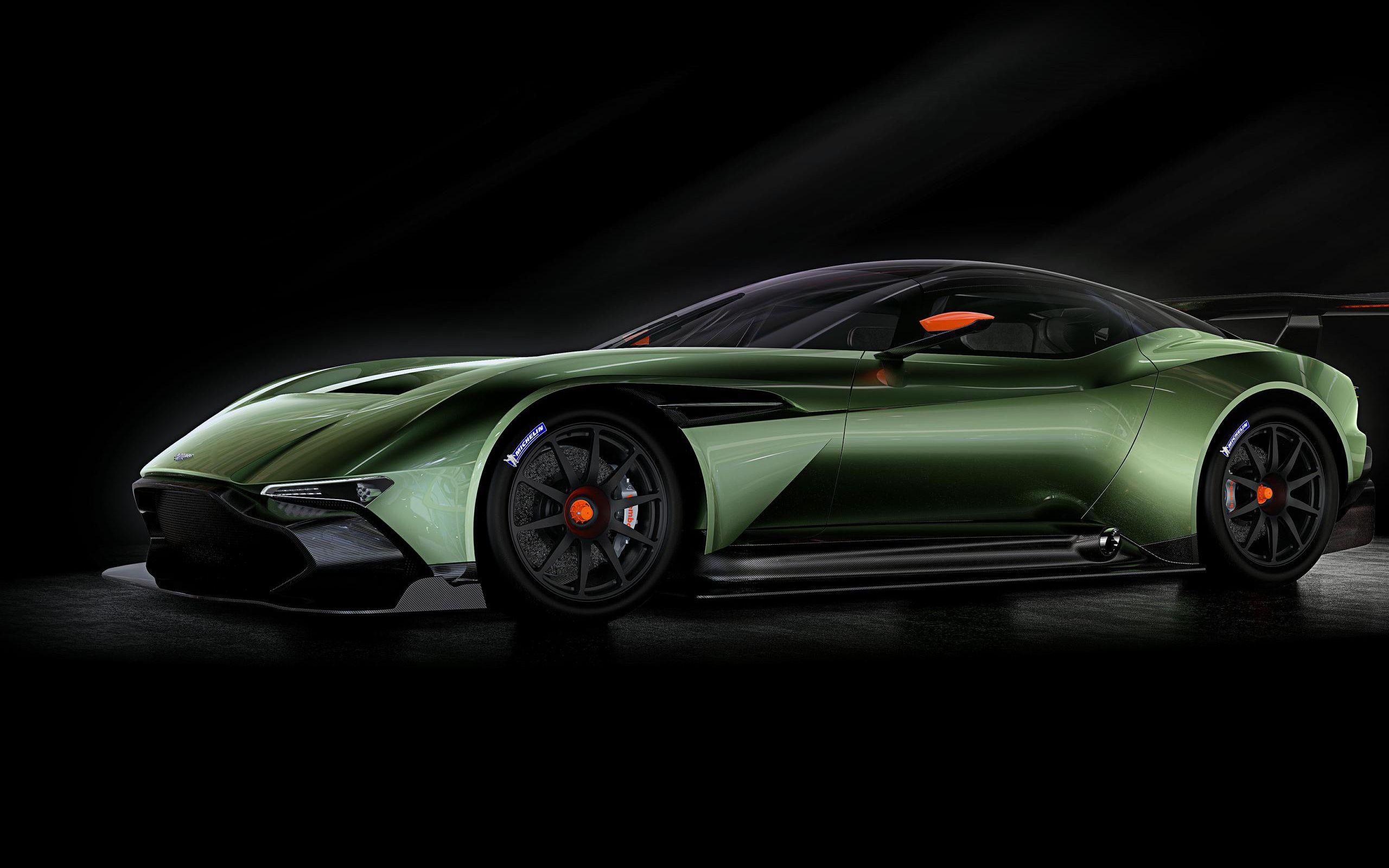 2015 Aston Martin Vulcan Wallpapers