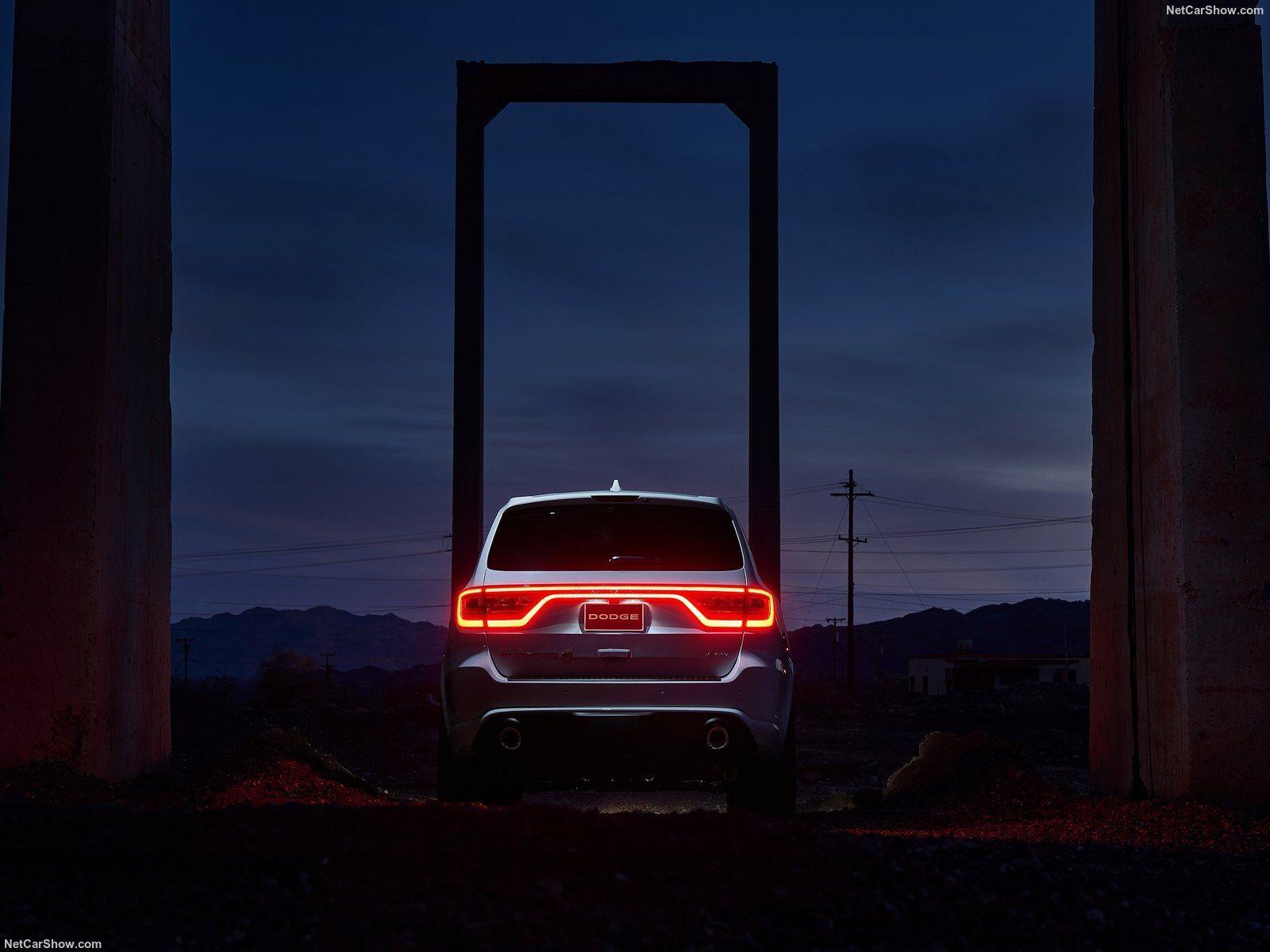 DodgeDrurango SRT image 2018 Dodge Durango SRT rear end HD