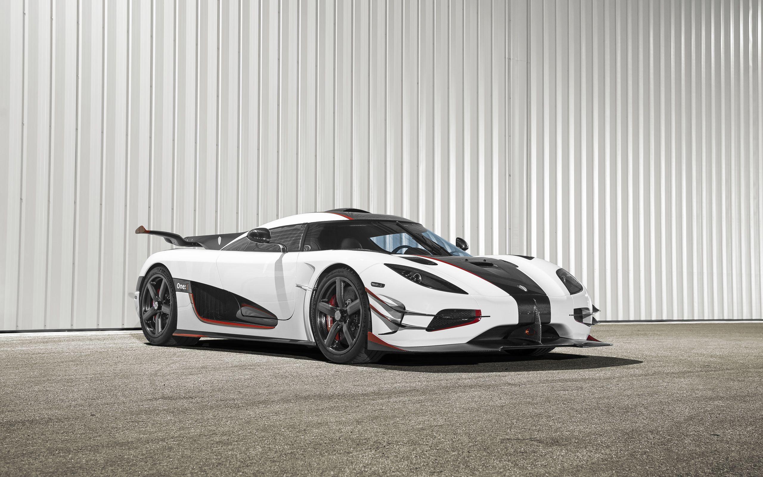 2015 Koenigsegg One 1 Wallpapers