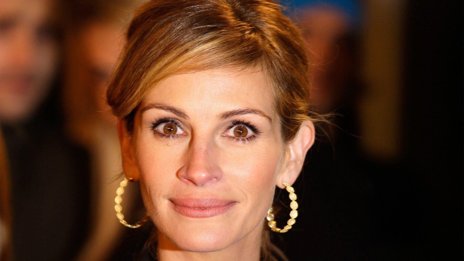 Julia Roberts Wallpapers