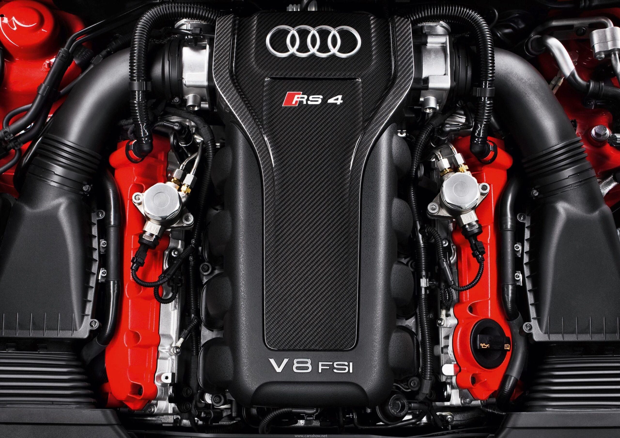 2012 Audi RS4 Avant – Engine Bay