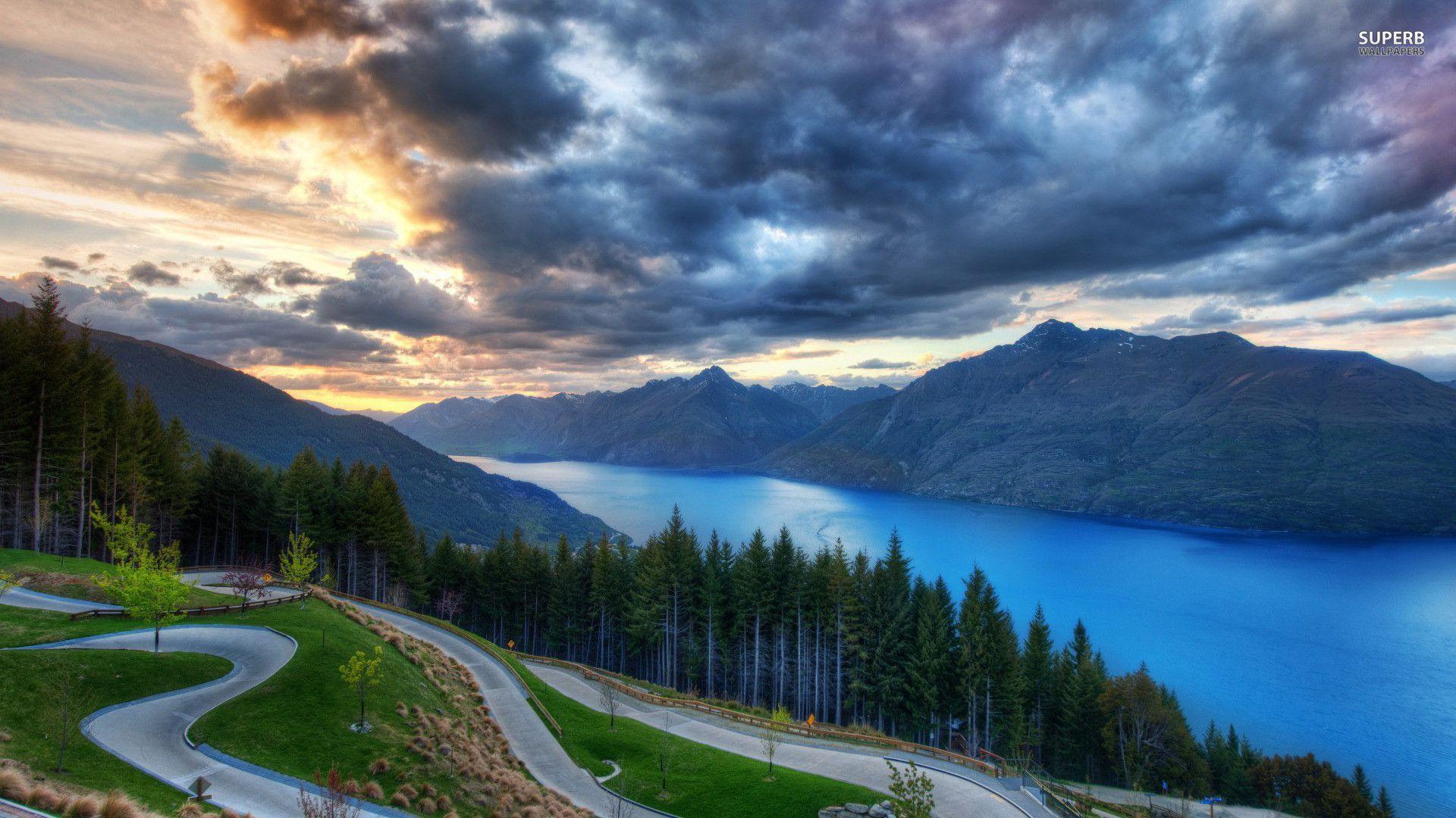 Bendy road in Queenstown, New Zealand wallpapers