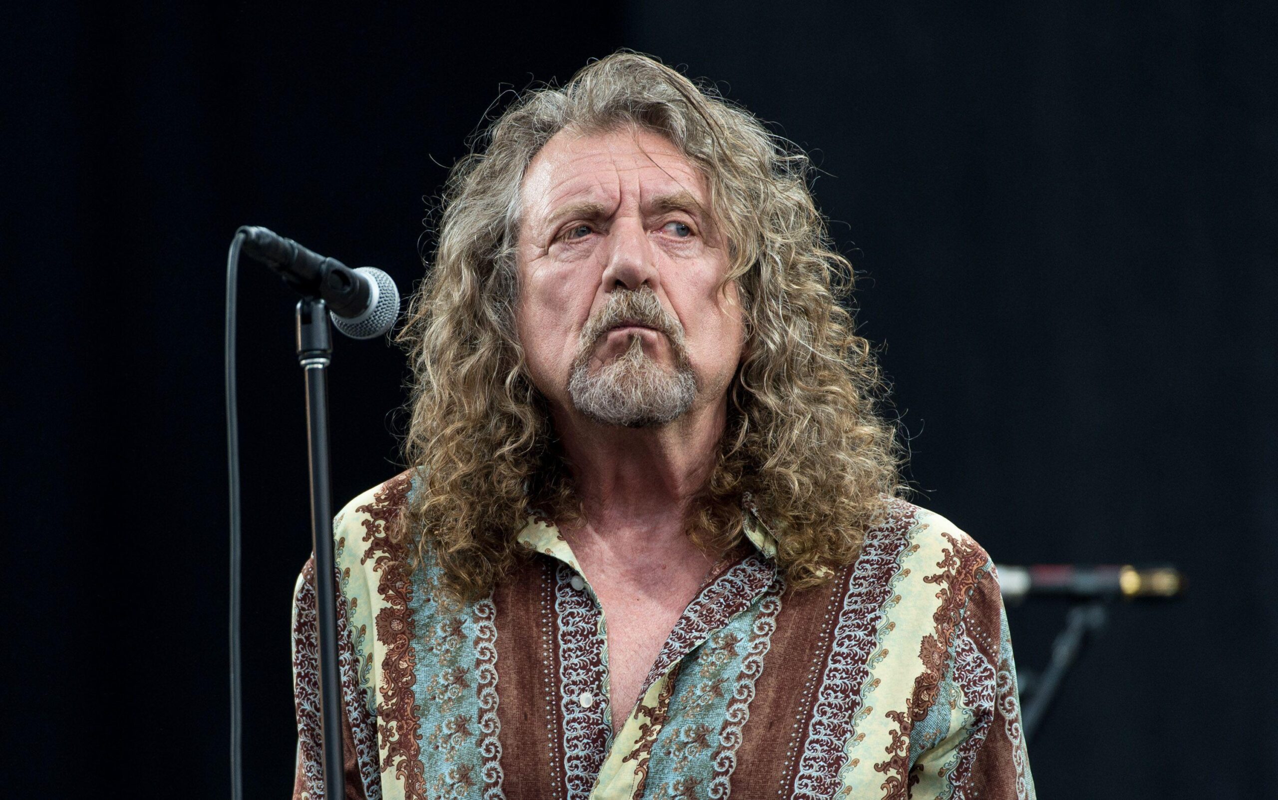 px Robert Plant 20.27 KB