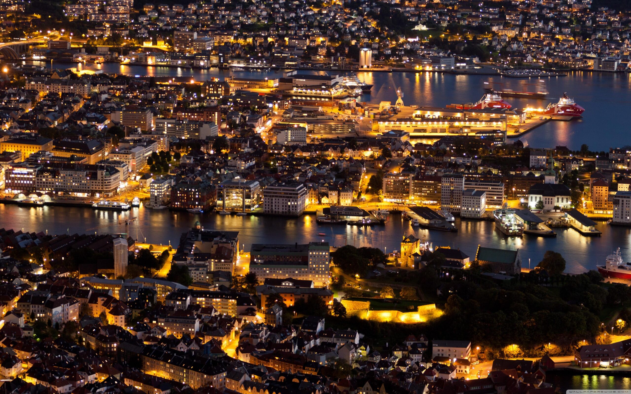 Bergen At Night Panorama ❤ 4K HD Desktop Wallpapers for 4K Ultra HD