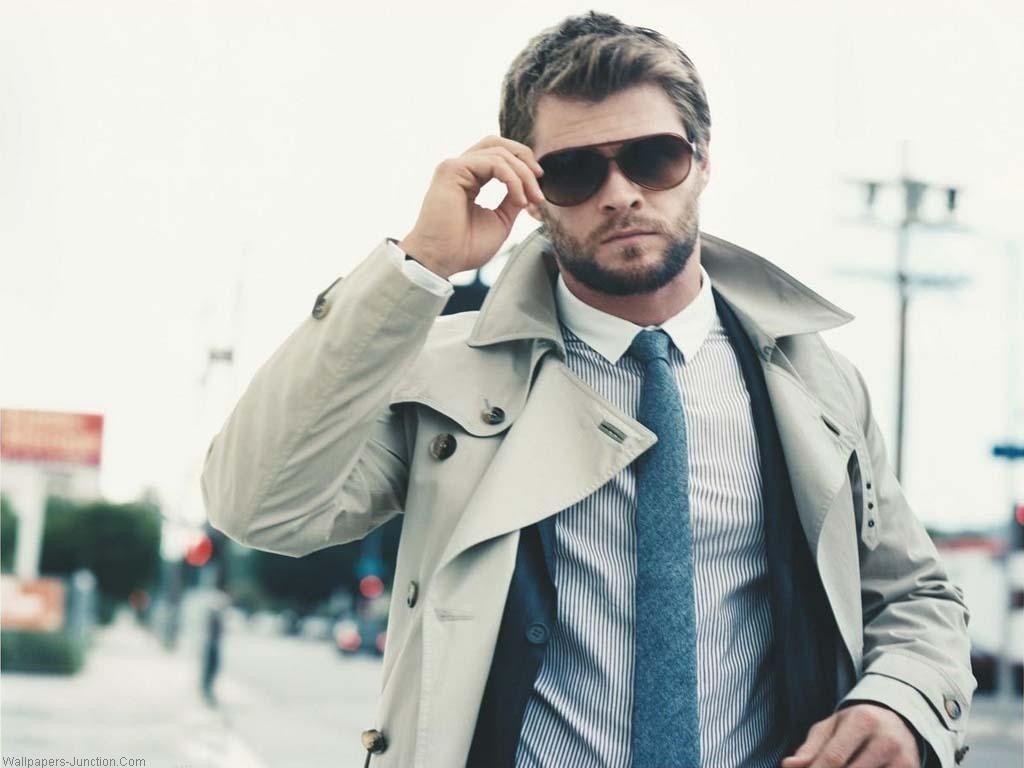 Chris Hemsworth Wallpapers