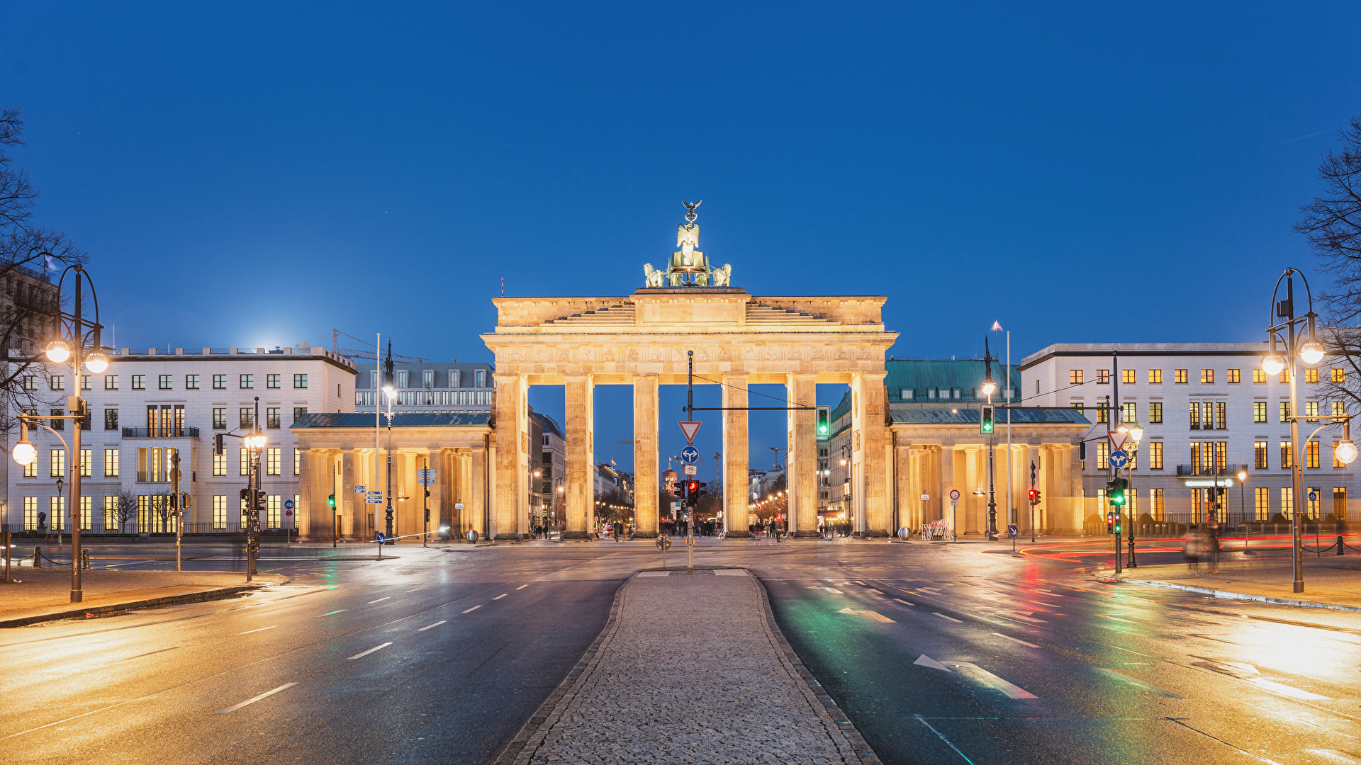 Brandenburg Gate Wallpapers 4