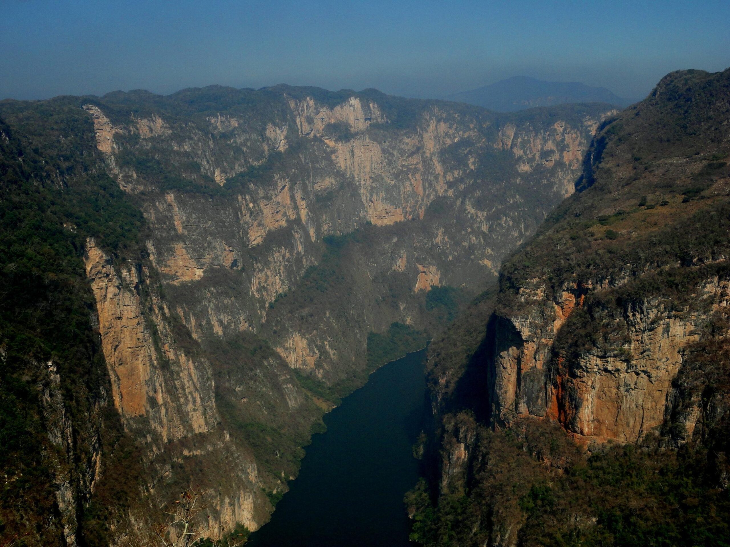 Sumidero Canyon Tour: Boat Ride and Lookout Points » Keteka