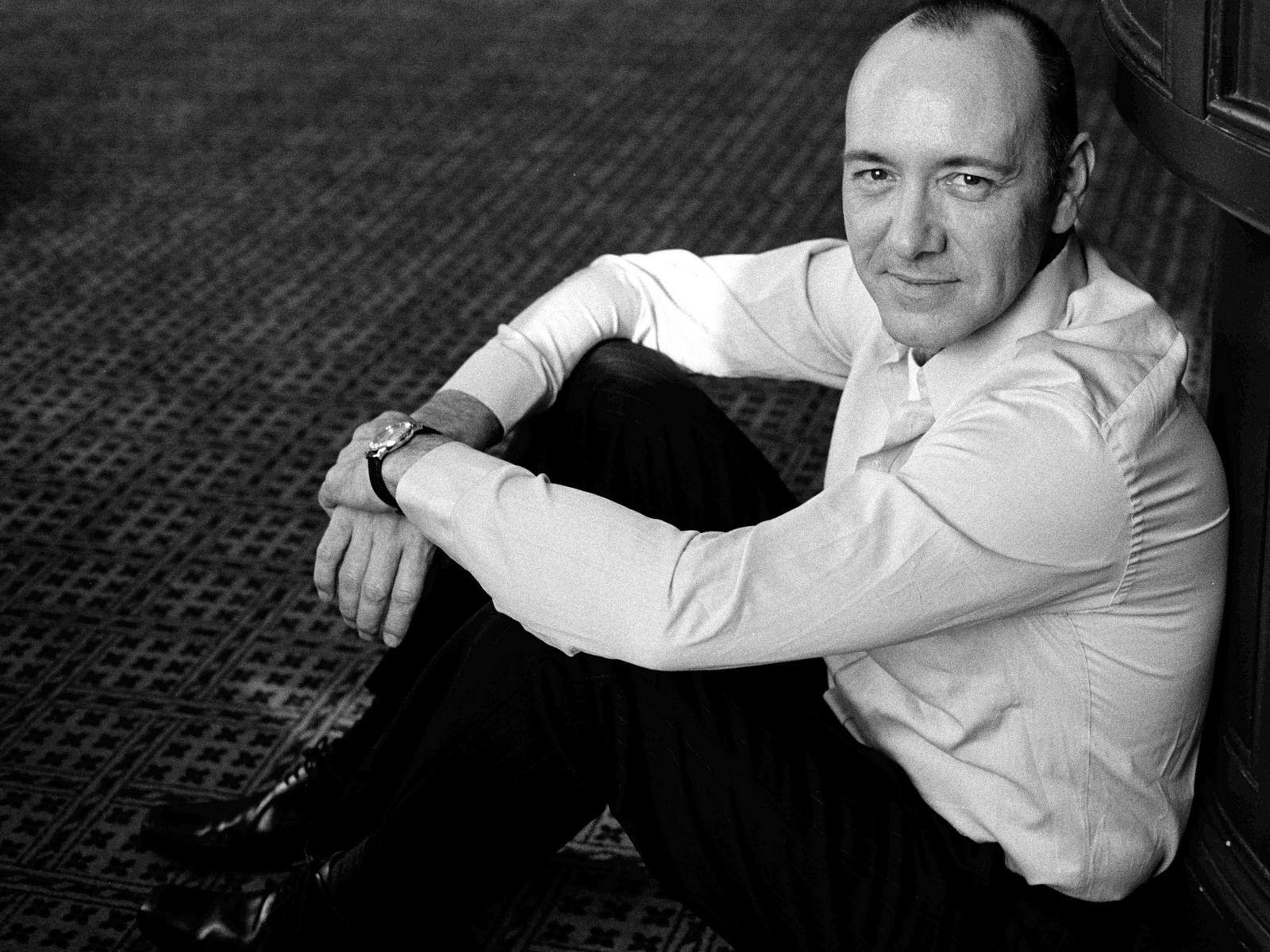 Kevin Spacey photos, pictures, stills, image, wallpapers, gallery