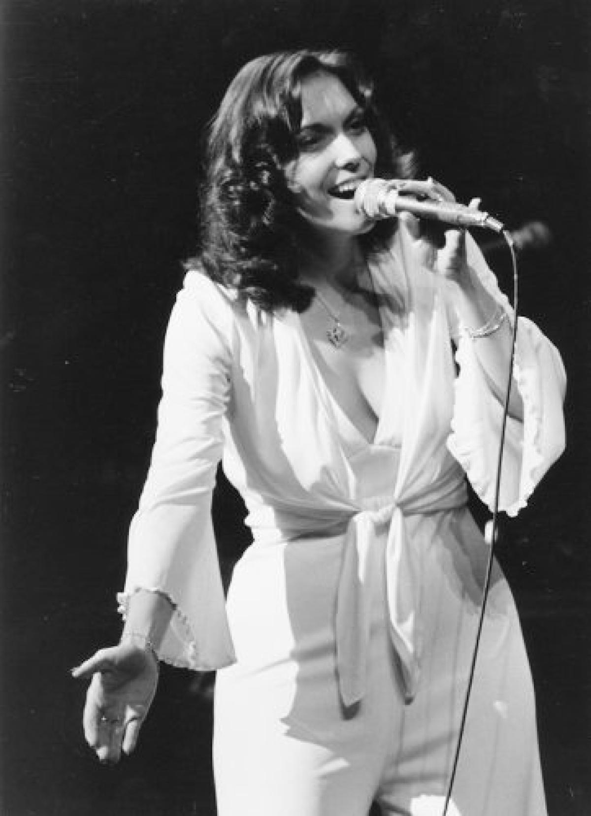 px Karen Carpenter 129.8 KB