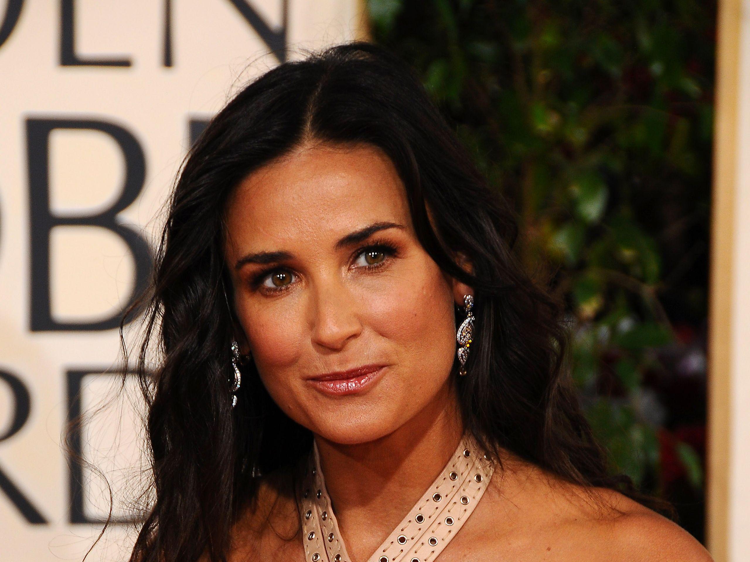 10 HD Demi Moore Wallpapers