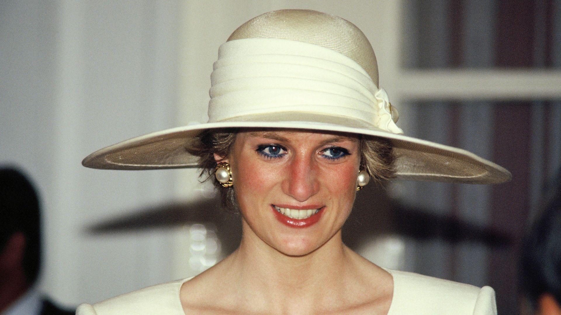 Princess Diana Wallpapers Image Photos Pictures Backgrounds