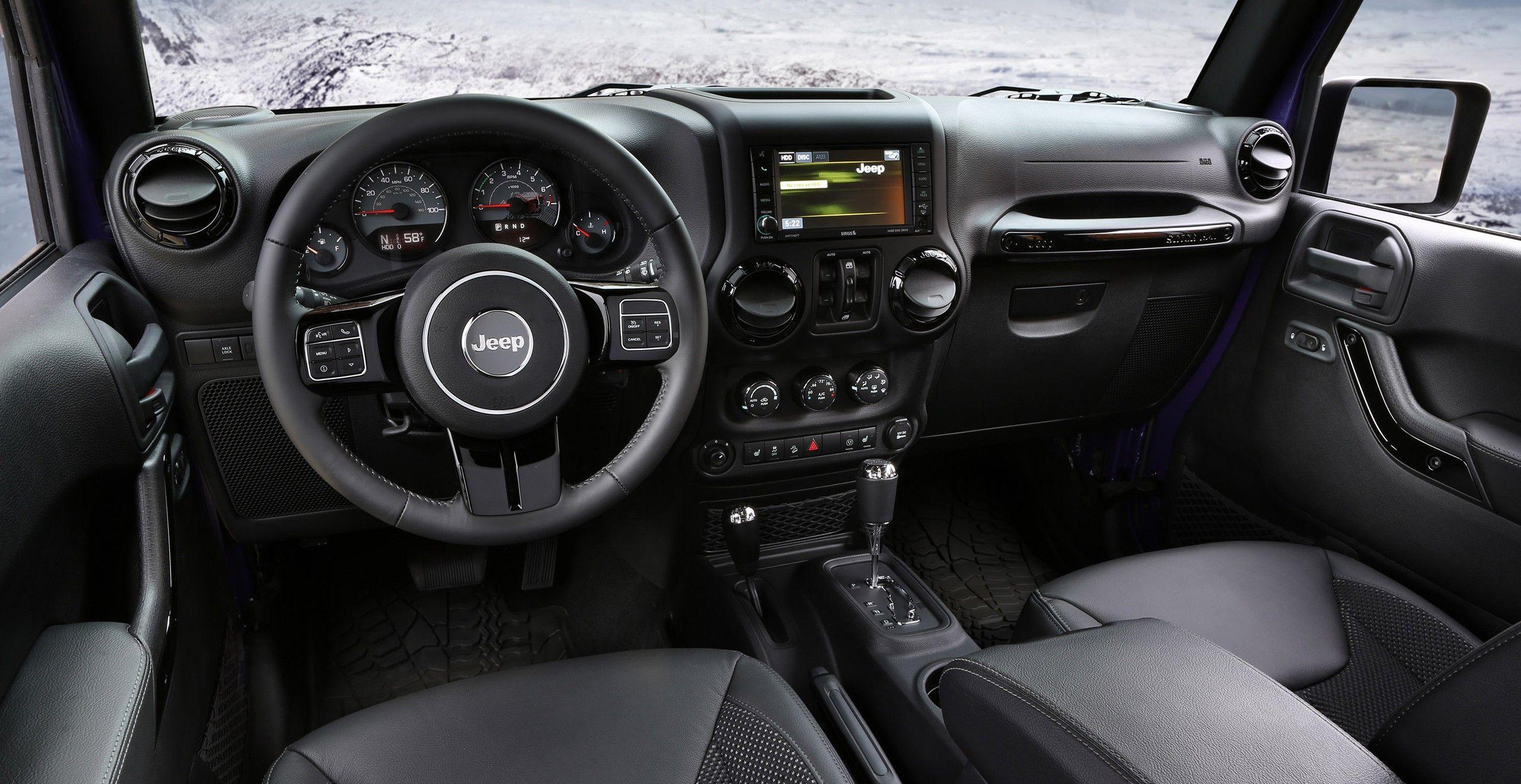 Jeep Grand Cherokee SRT Interior