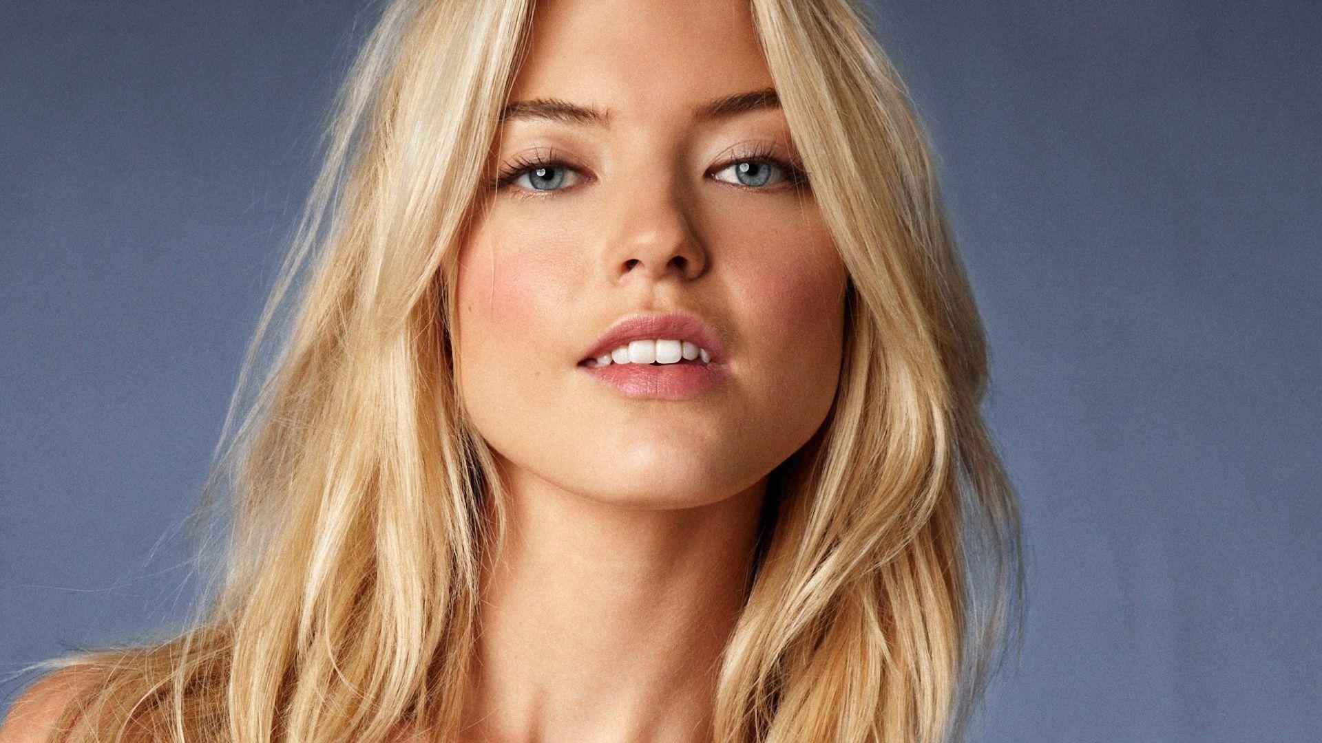 Martha Hunt Model Wallpapers 55096 ~ HDWallSource