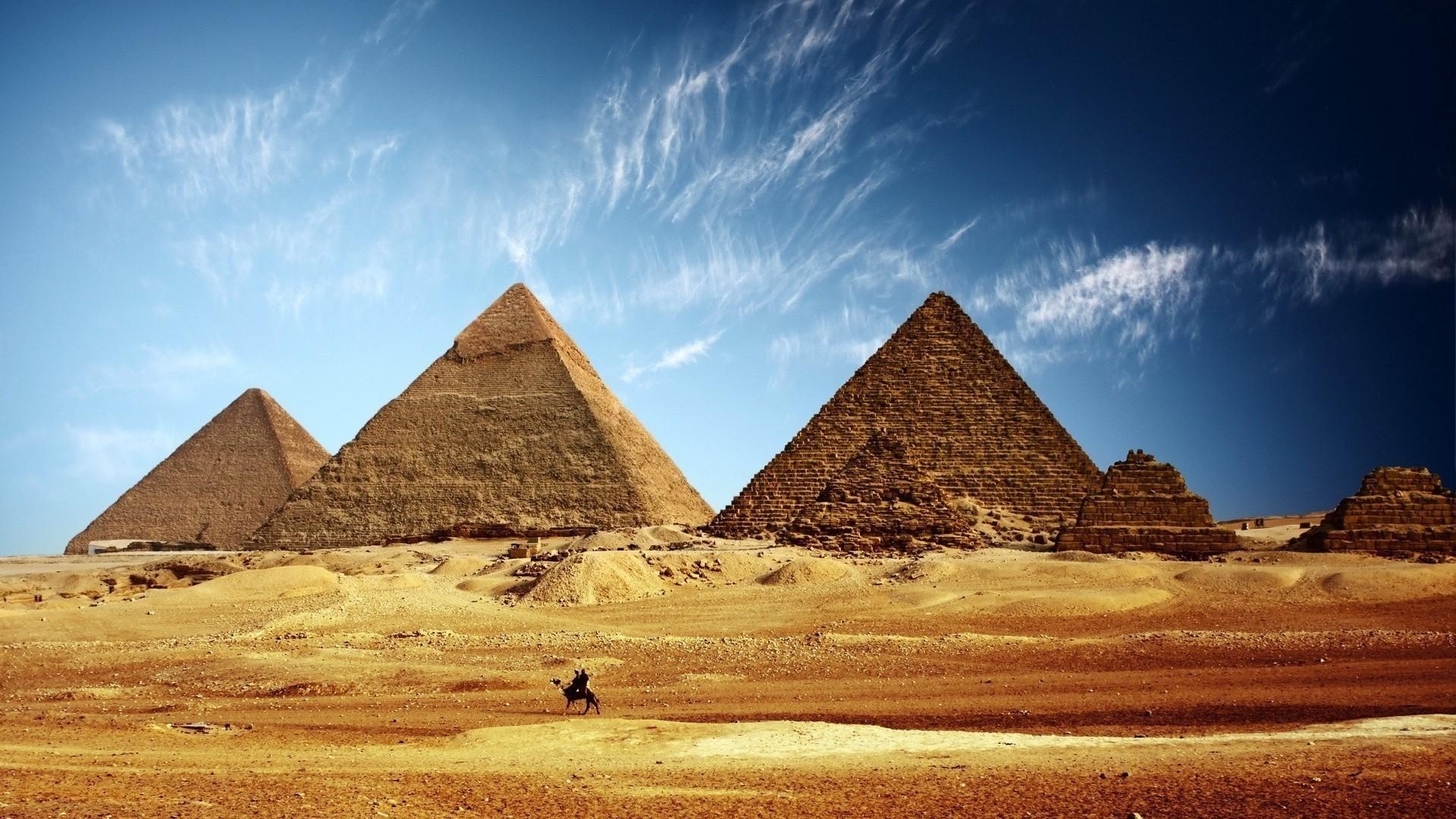 53+ Giza Pyramids Wallpapers