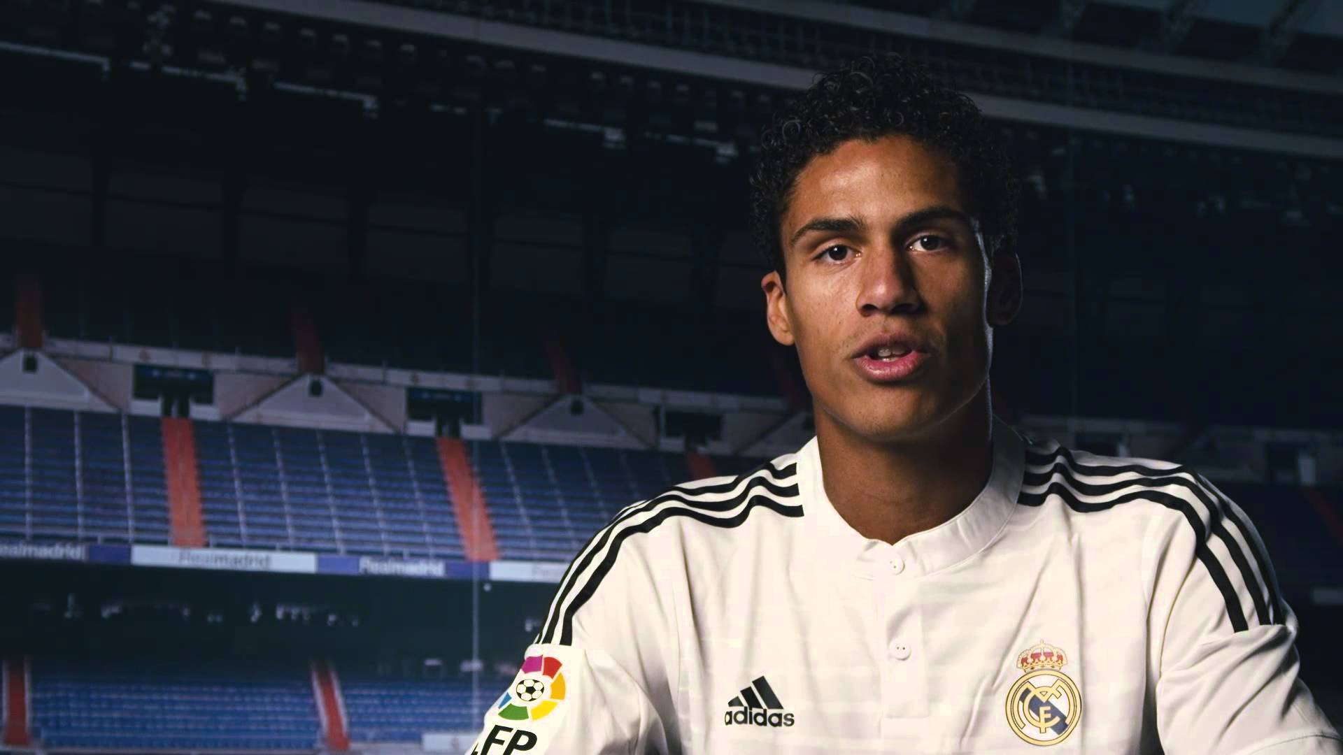 11 contre Ebola Raphaël Varane