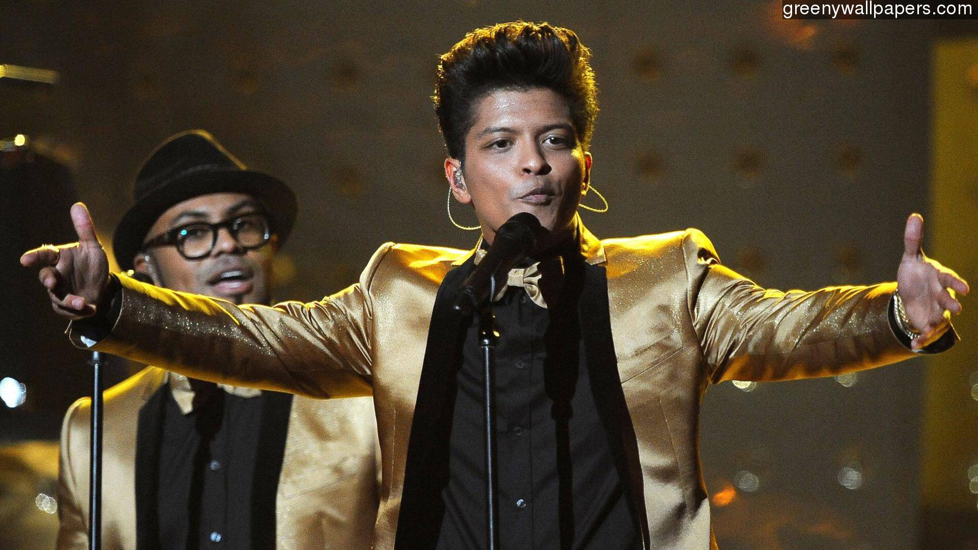 Download Bruno Mars Wallpapers