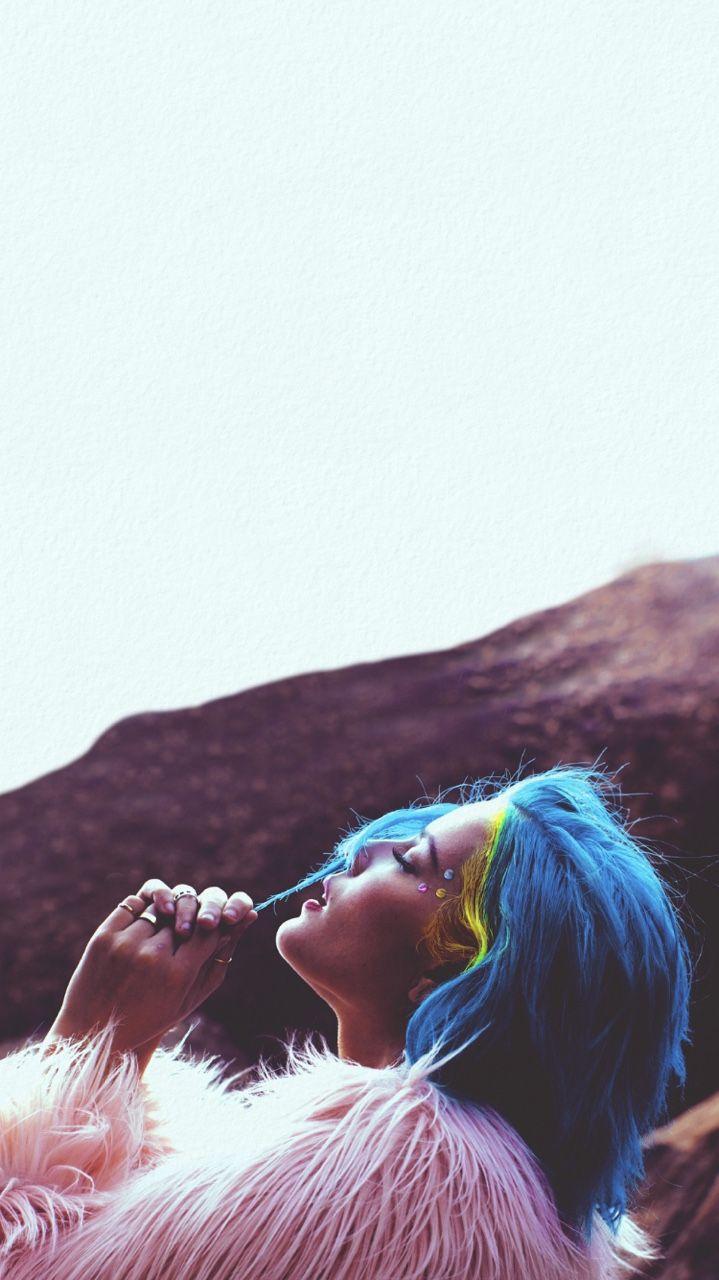 Halsey iPhone Lockscreen/Wallpapers