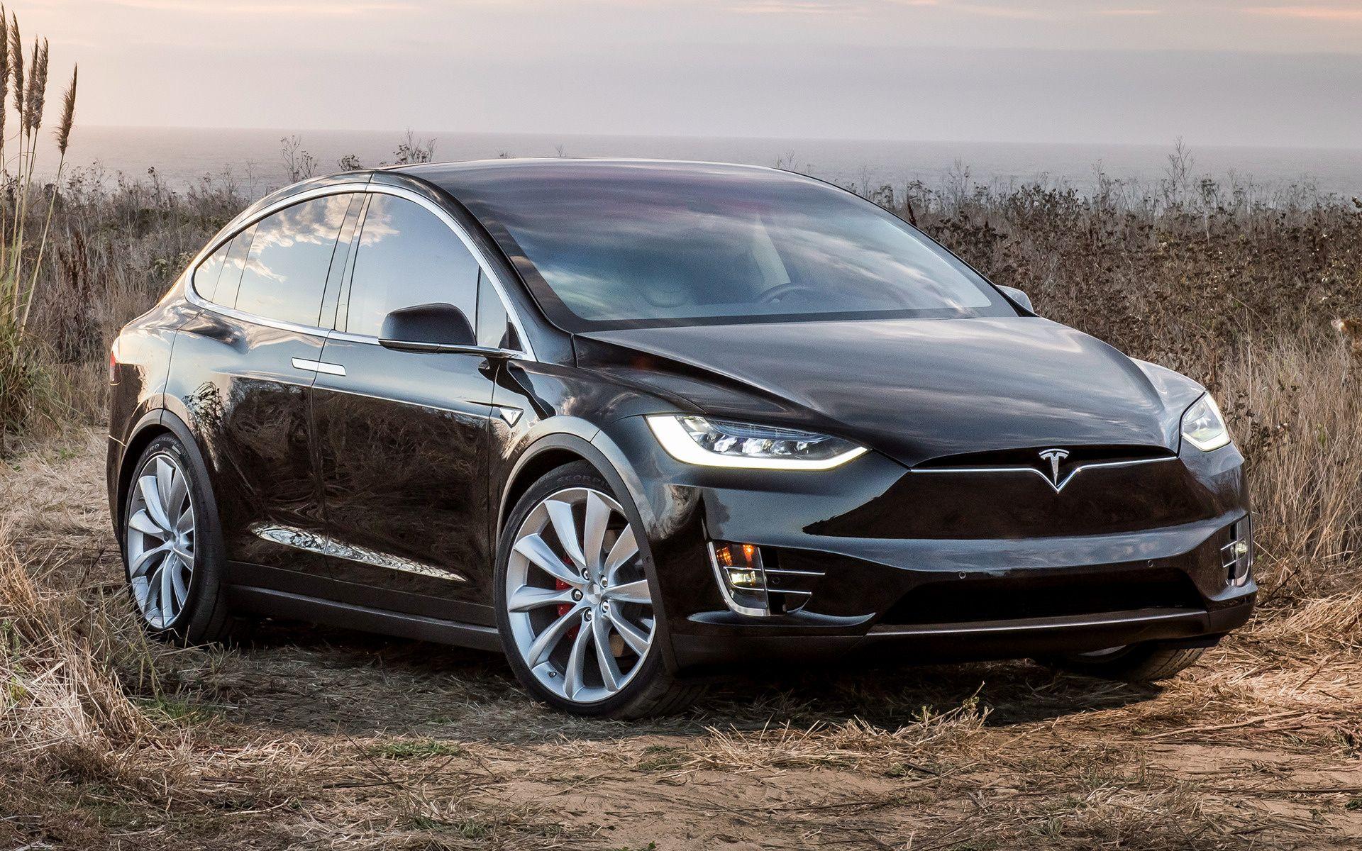 Tesla Model X P90D