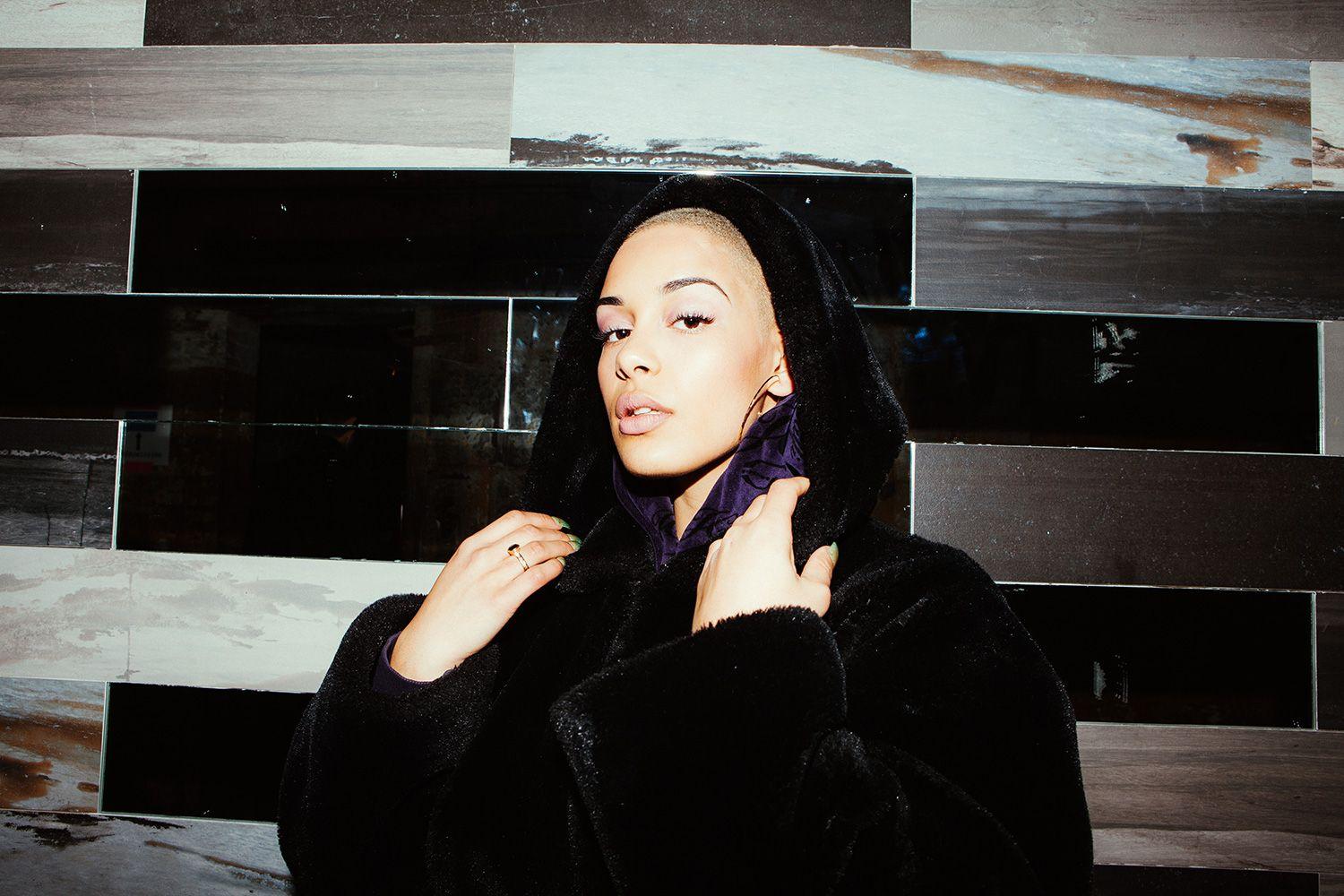 Jorja Smith – Teenage Fantasy