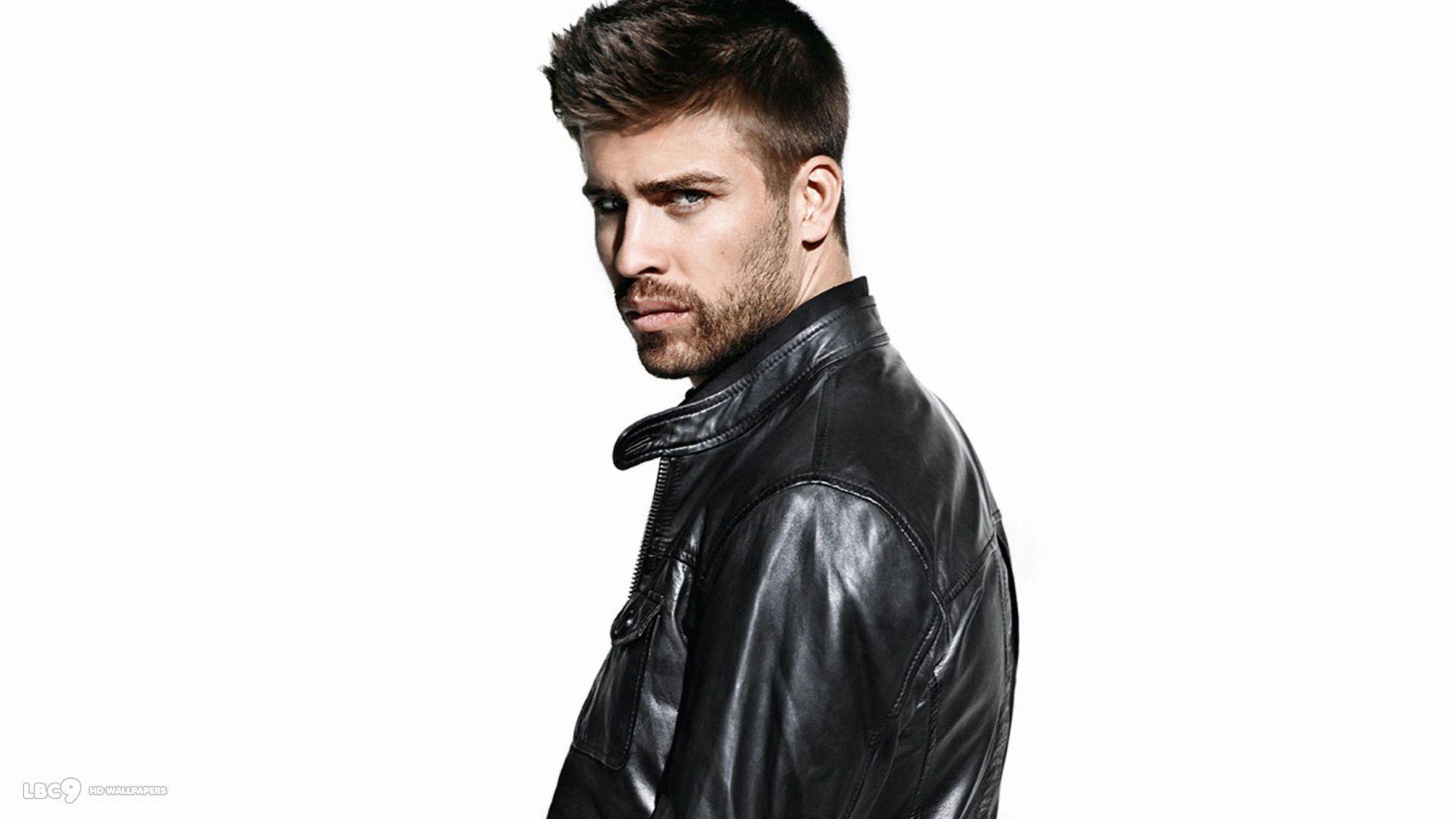 Gerard Pique Soccer player Pictures and Wallpapers