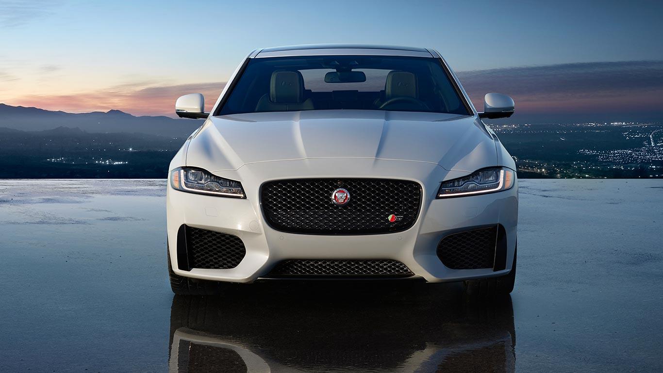 2017 Jaguar XF Sedan