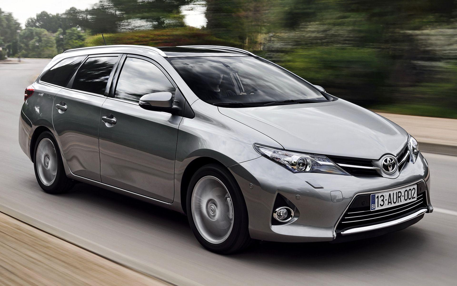 Toyota Auris Touring Sports