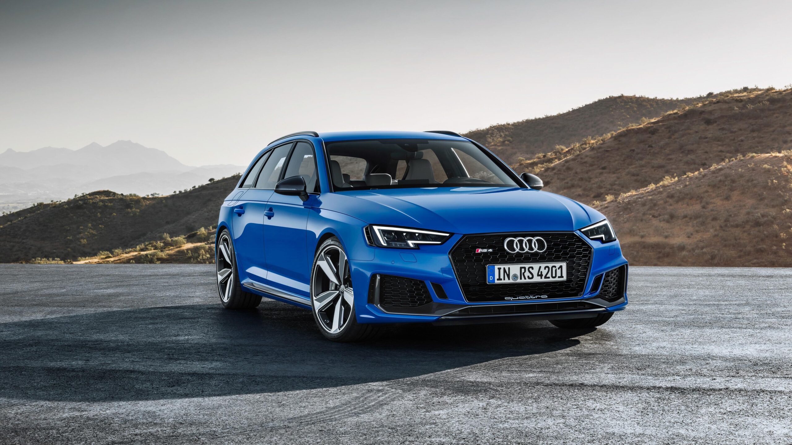 2018 Audi RS4 Avant 4 Wallpapers