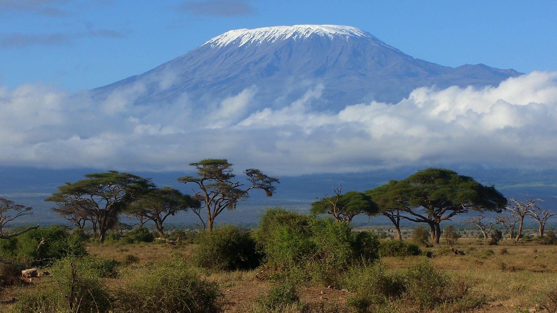 Mount Kilimanjaro One desktop PC and Mac wallpapers