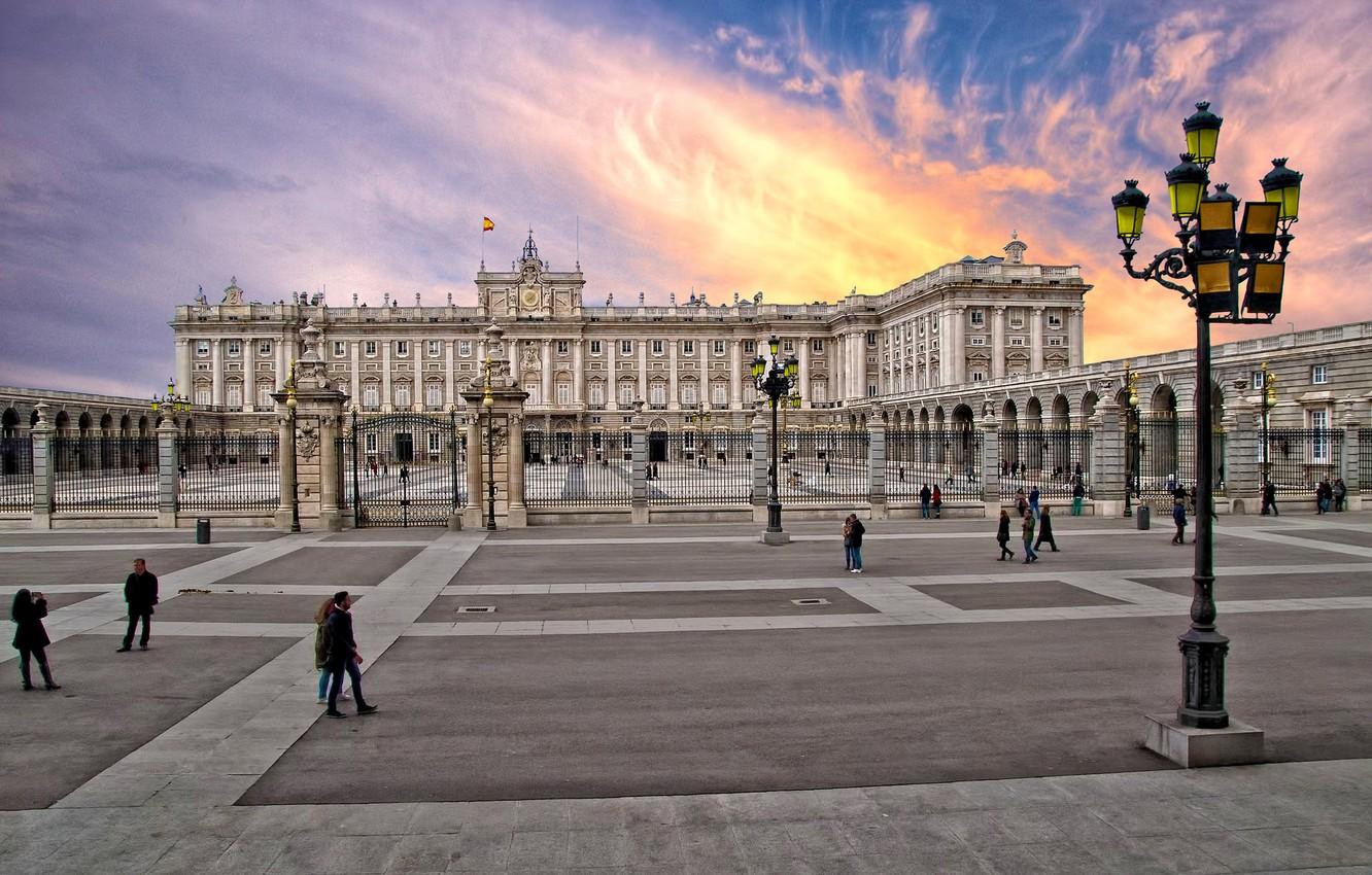 Wallpapers the sky, clouds, area, lantern, Spain, Palace, Madrid