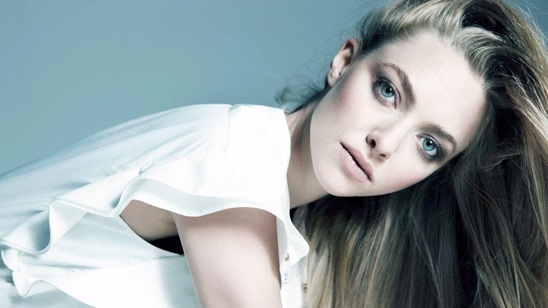 Amanda Seyfried 2013 Wallpapers