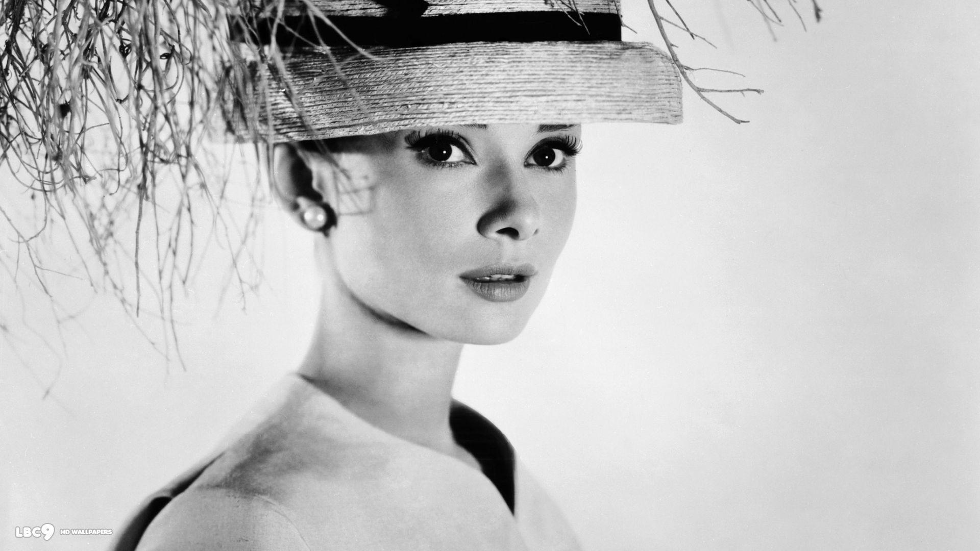 5 Reasons To Love Audrey Hepburn