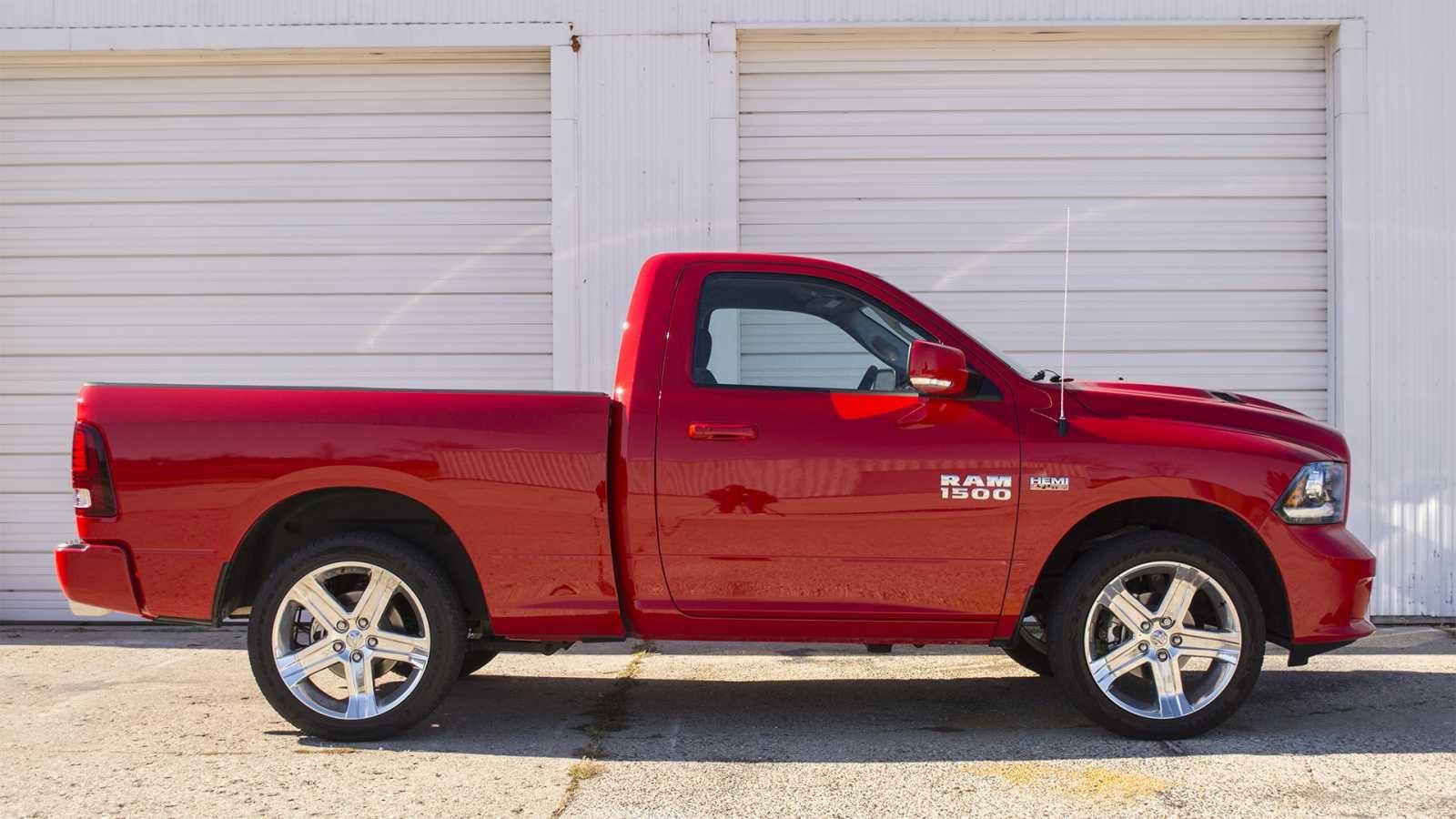 2014 Ram 1500 RT Regular Cab 2