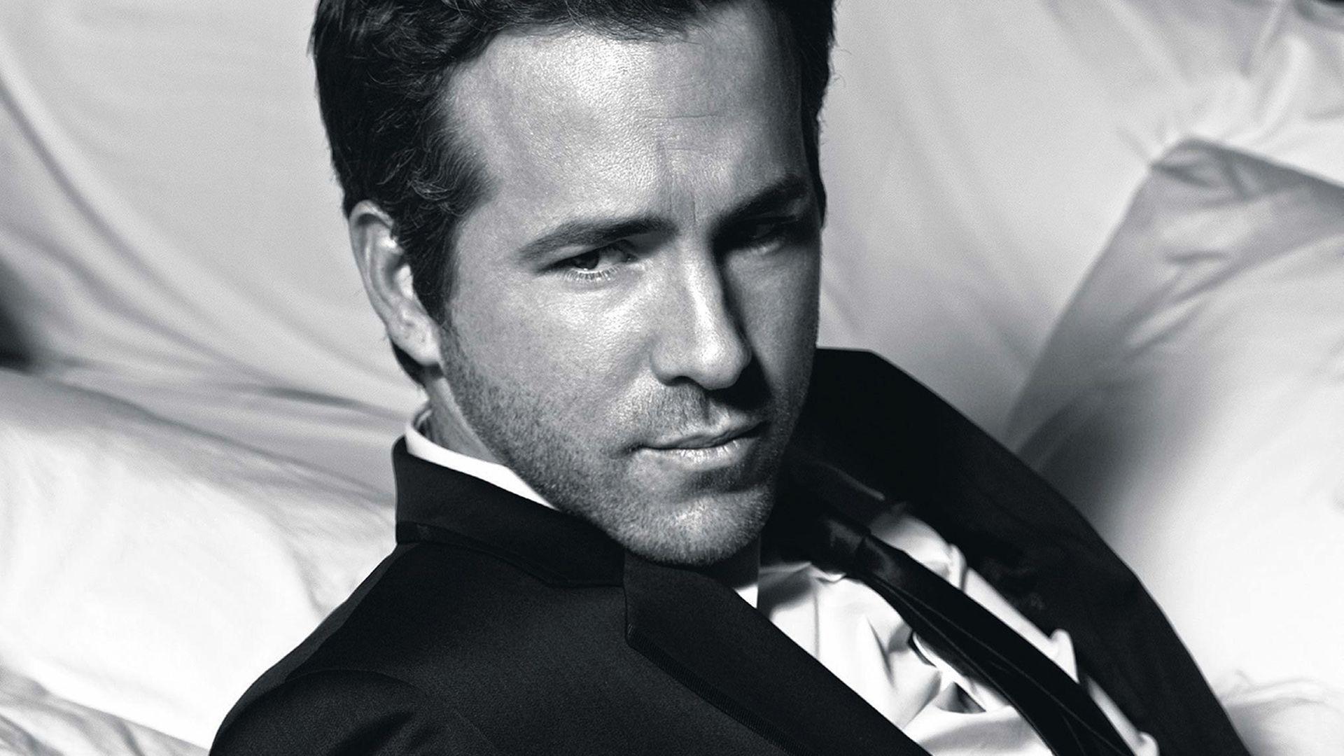 Ryan Reynolds Wallpapers