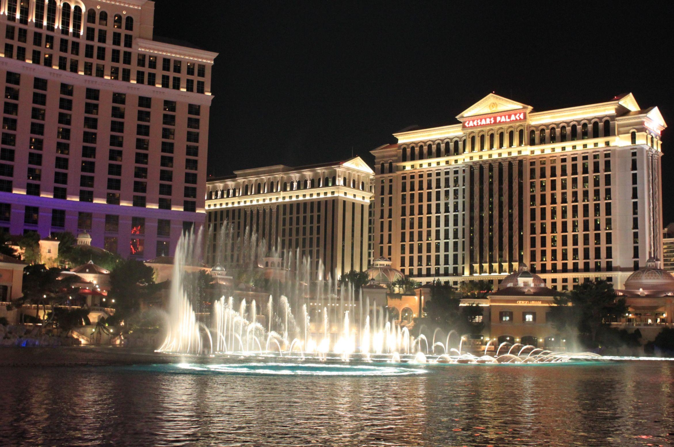 Bellagio Fountains HD Wallpapers