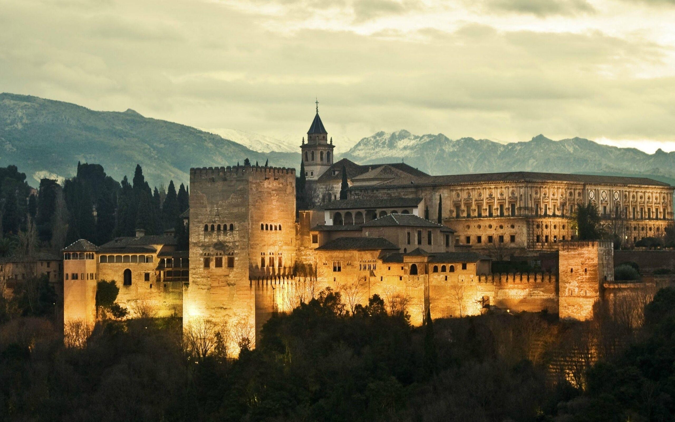 Download Spain Granada, Alhambra, Castle, Lights