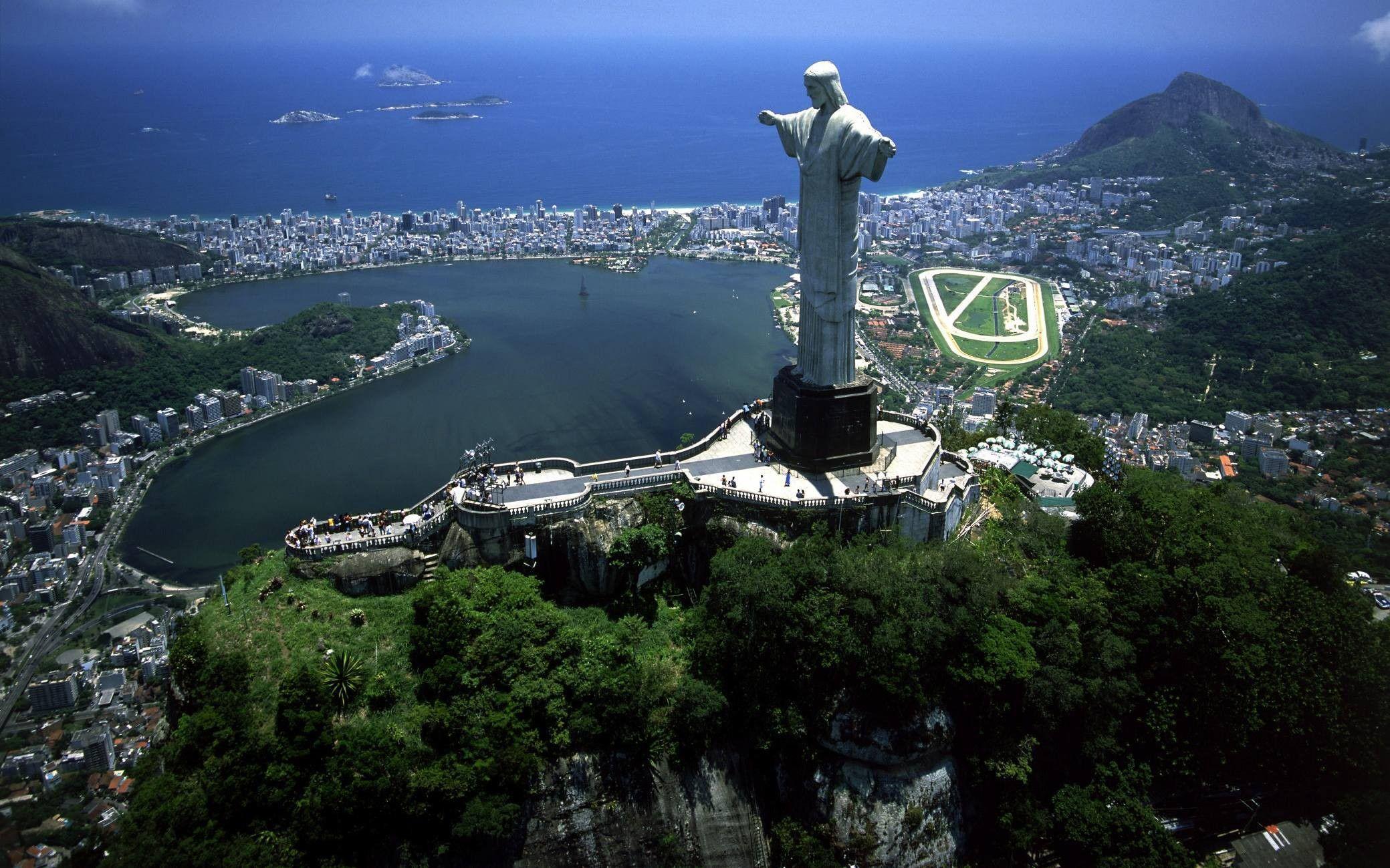 16 Christ The Redeemer HD Wallpapers