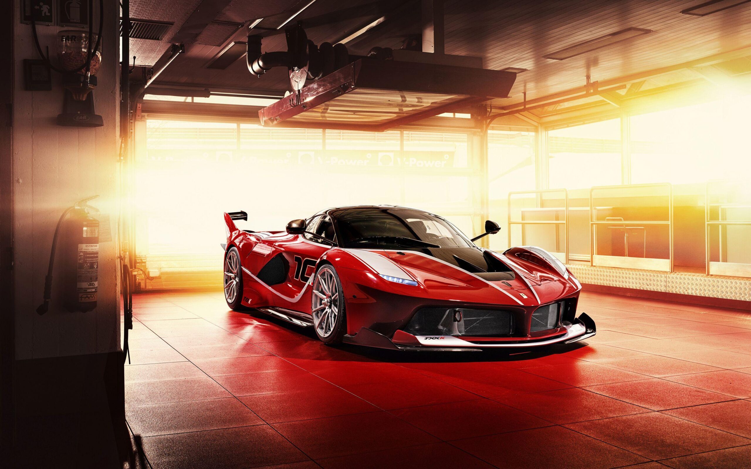 Ferrari FXX K Wallpapers