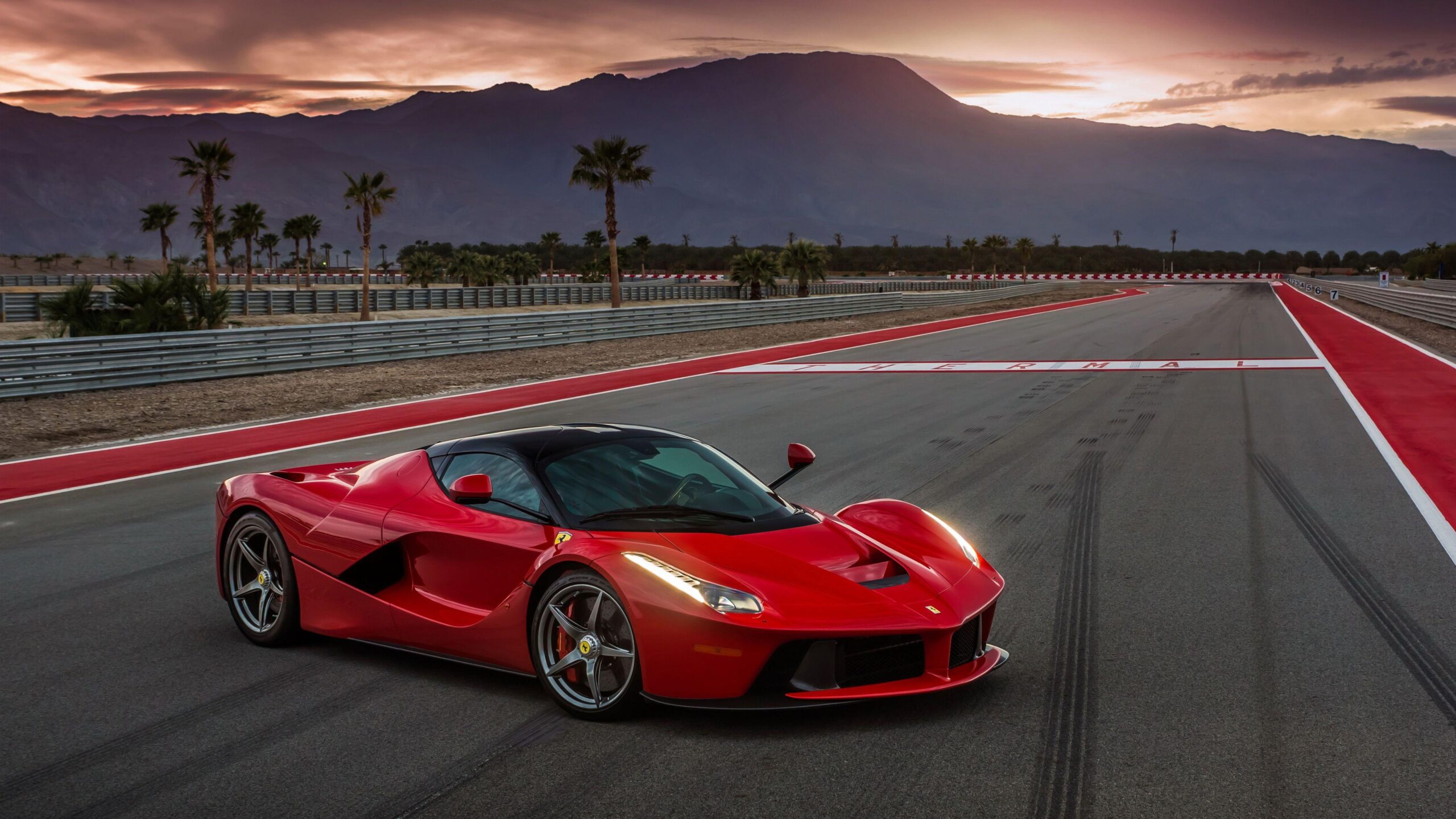 Ferrari LaFerrari 4K Wallpapers