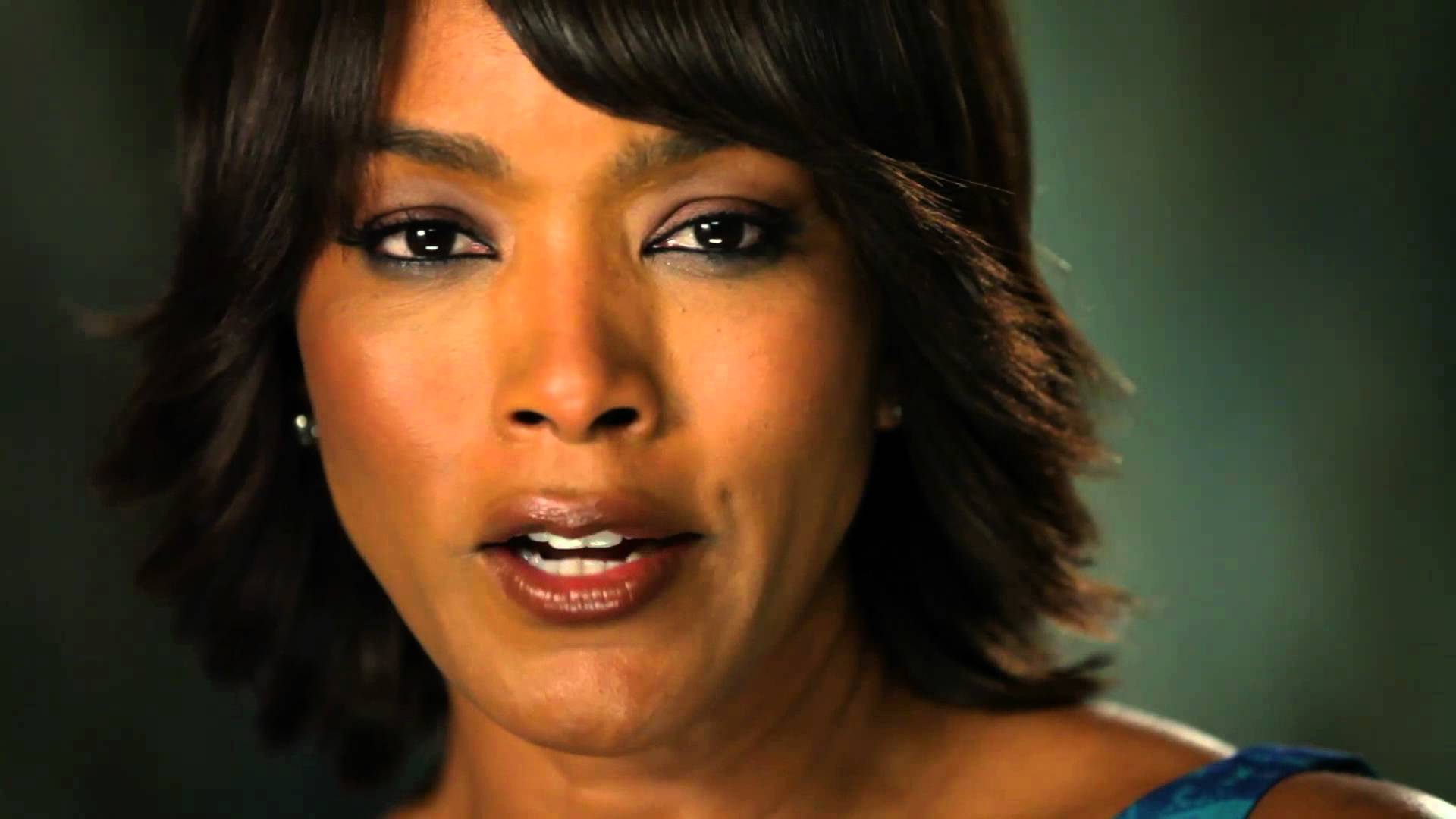 Angela Bassett HD Wallpapers