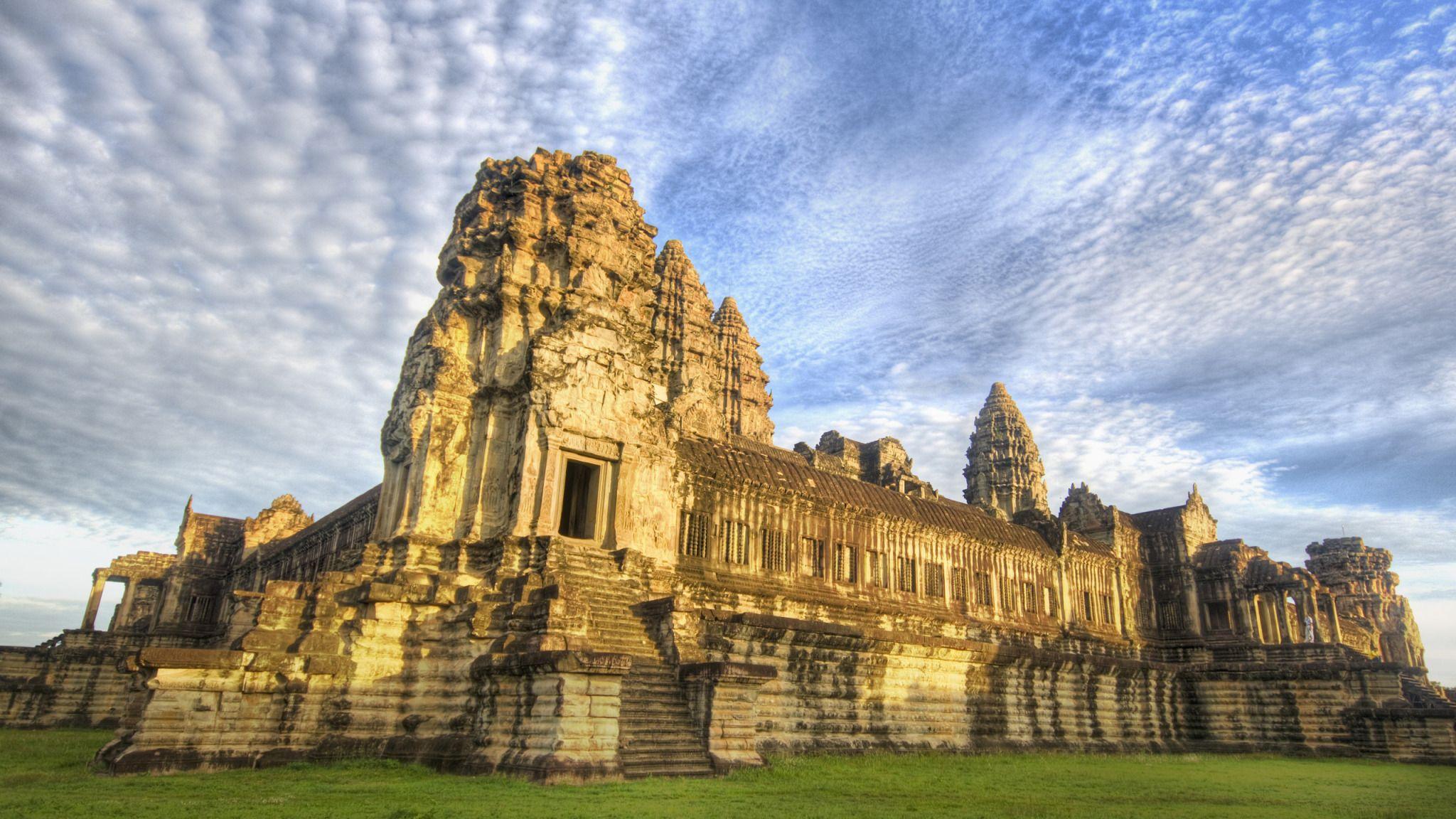 Angkor Wat in Cambodia widescreen wallpapers