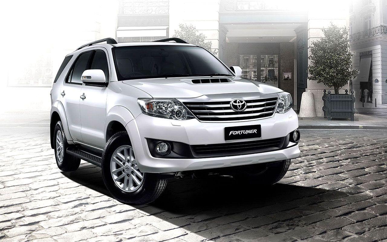 Toyota Fortuner Pictures