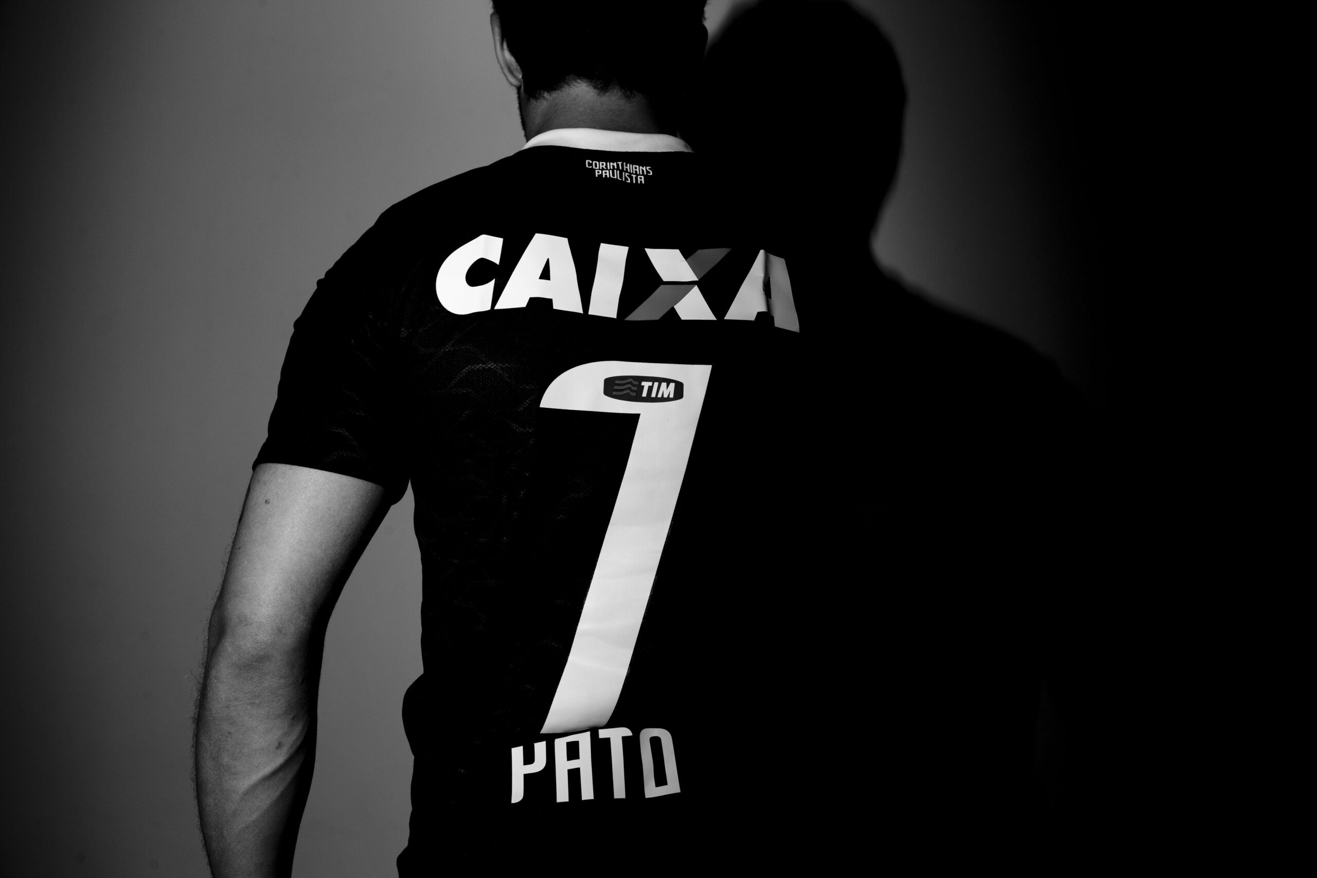 Corinthians Alexandre Pato in black wallpapers and image