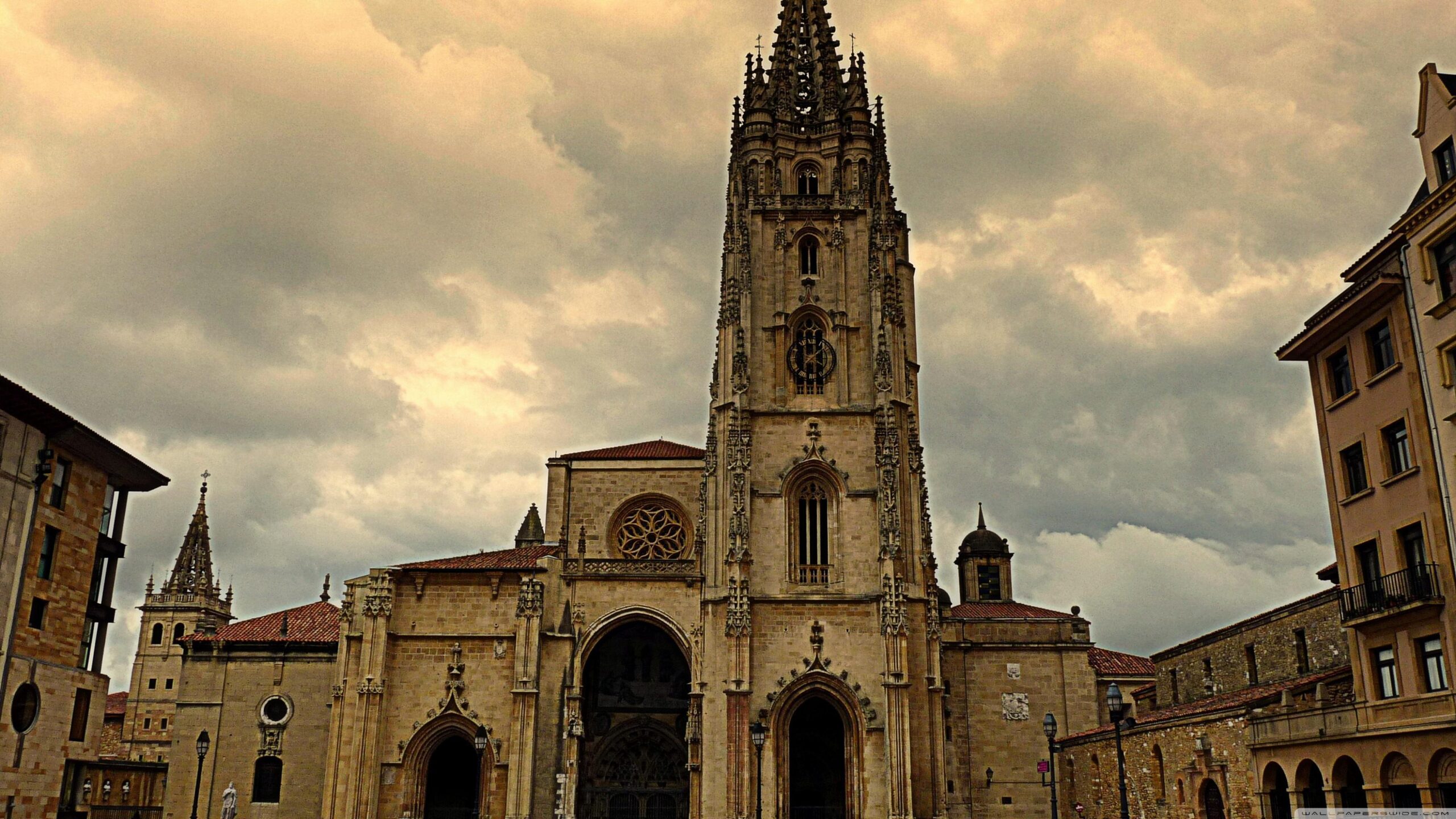 Catedral de San Salvador en Oviedo ❤ 4K HD Desktop Wallpapers for 4K