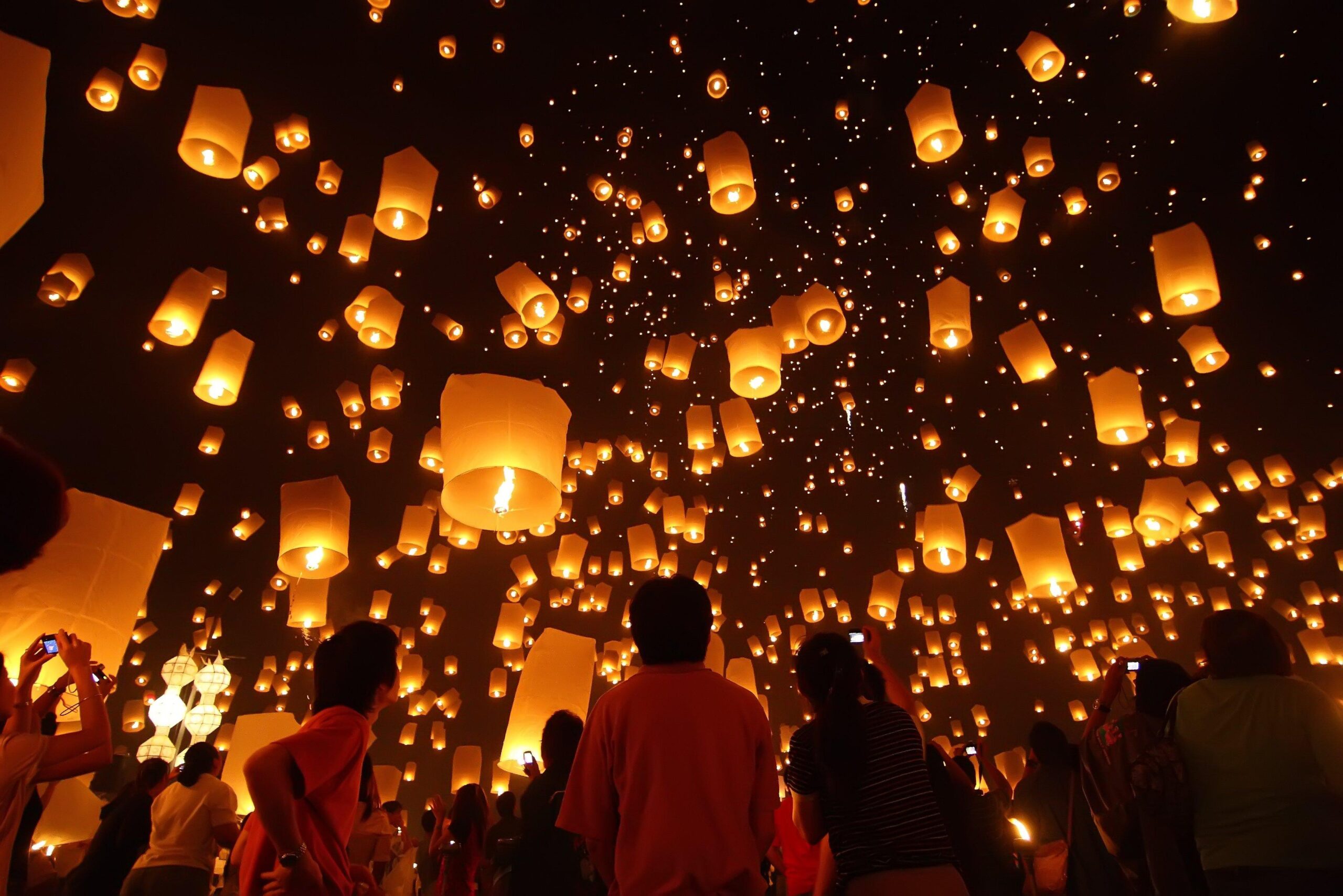 6 Thai Destinations to Celebrate Loy Krathong Festival