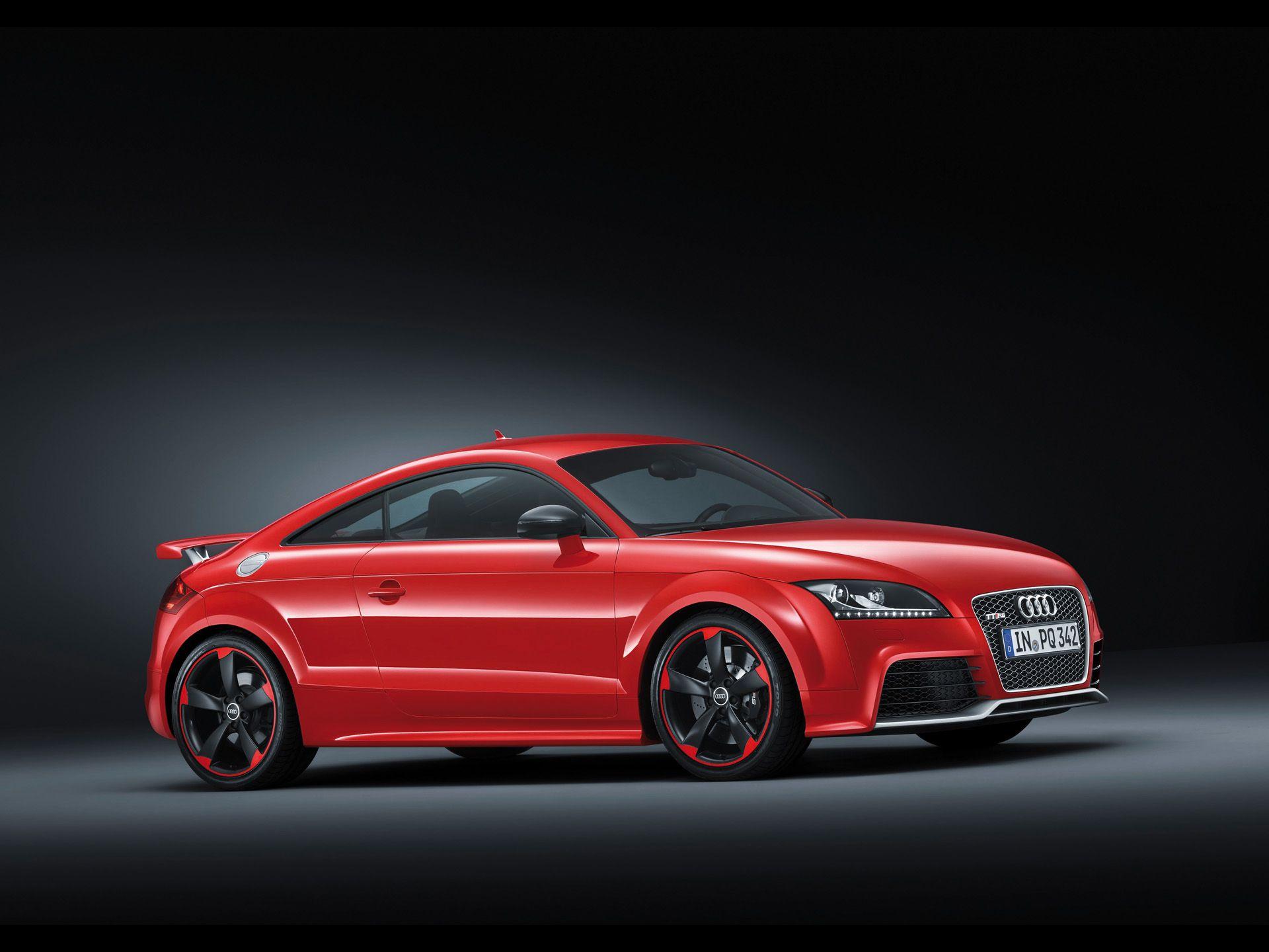 Audi TT RS plus Side wallpapers