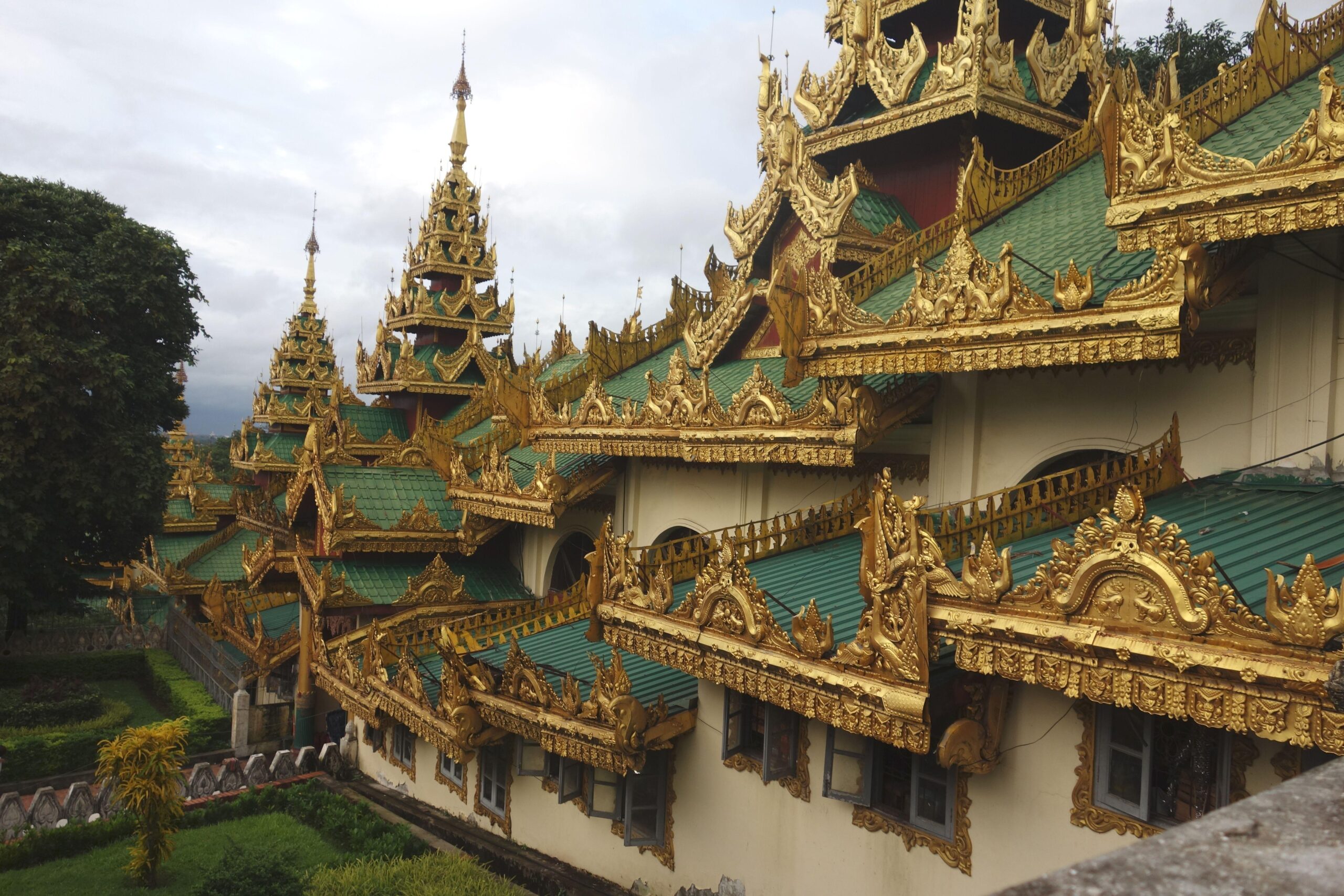 Shwedagon Pagoda 5k Retina Ultra HD Wallpapers