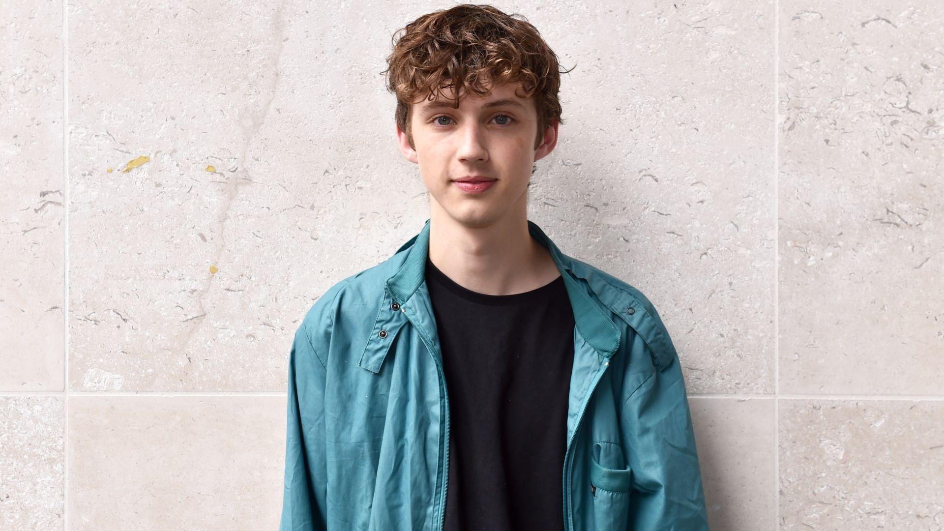 Troye Sivan Wallpapers Hd